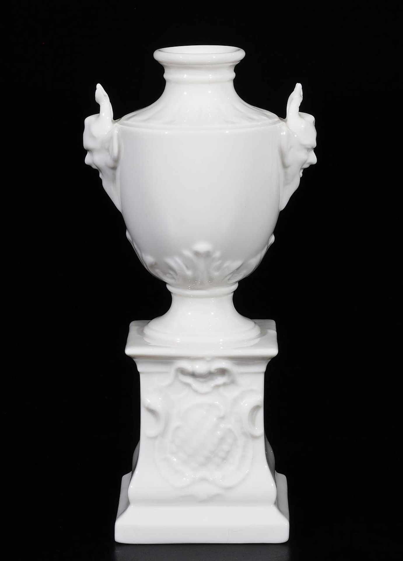 Amphoren-Vase. NYMPHENBURG, Marke 1997 - heute. - Image 2 of 6