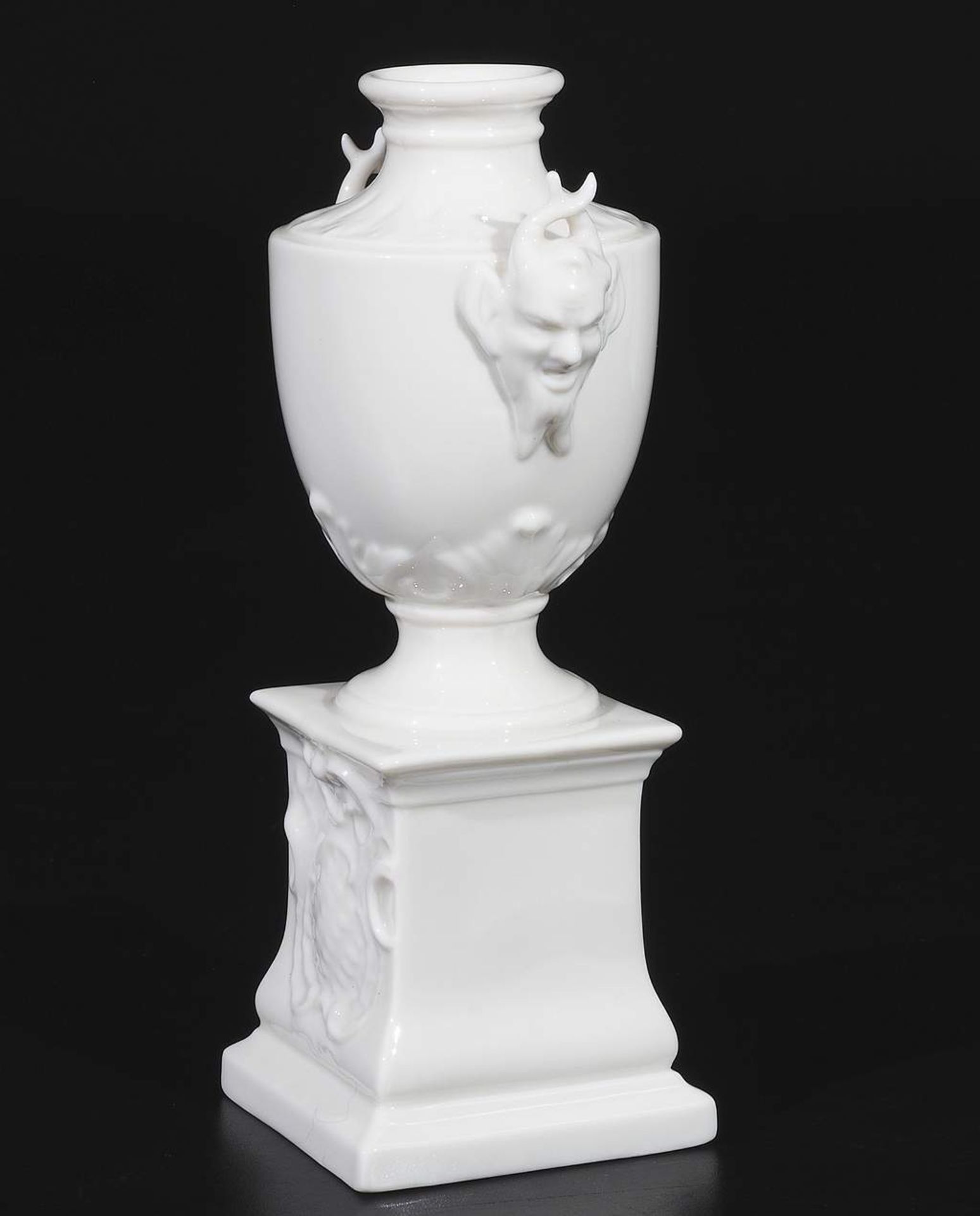 Amphoren-Vase. NYMPHENBURG, Marke 1997 - heute. - Image 4 of 6