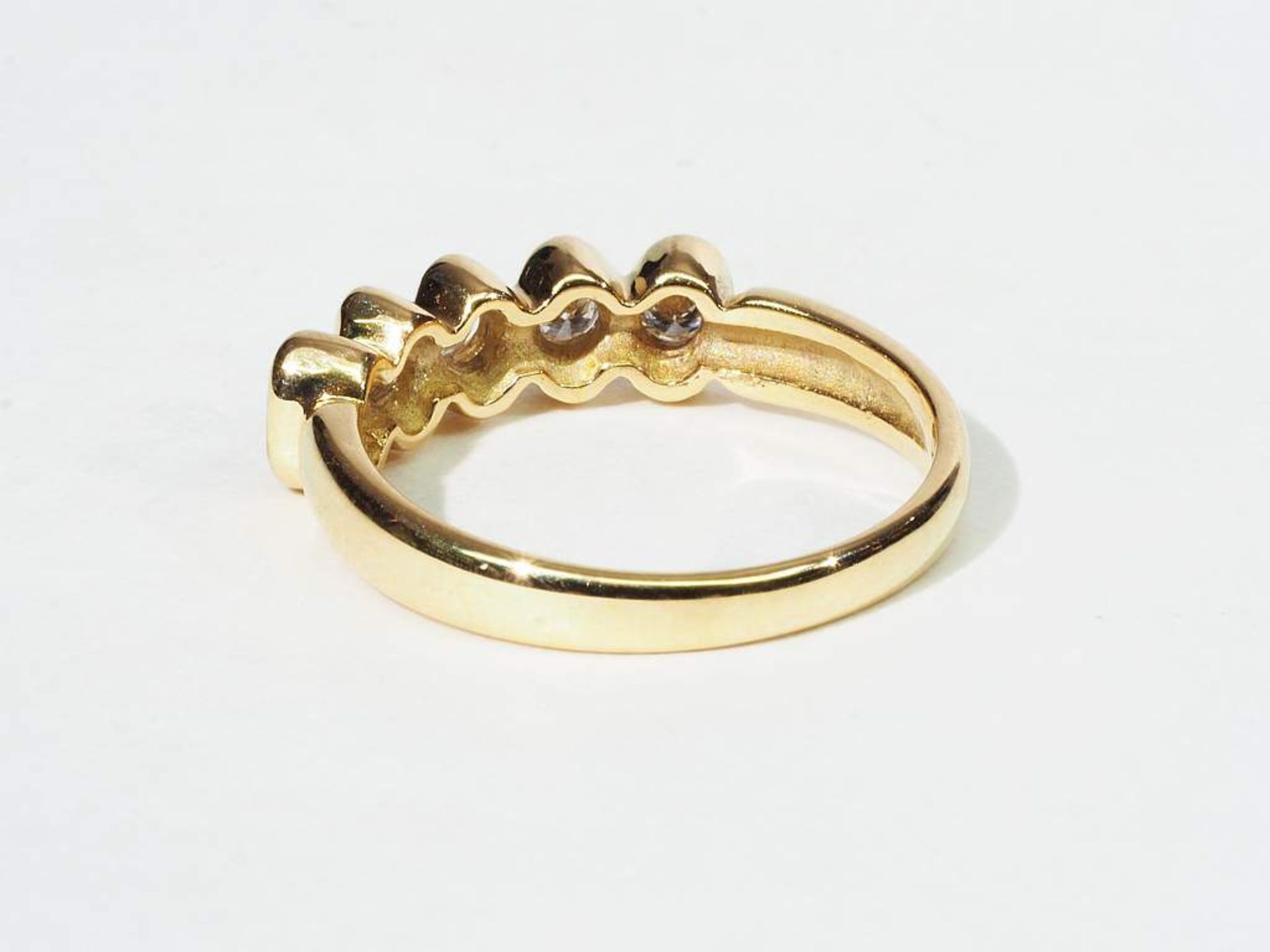 Ring mit Brillanten, 750er Gelbgold gestempelt. - Image 5 of 7