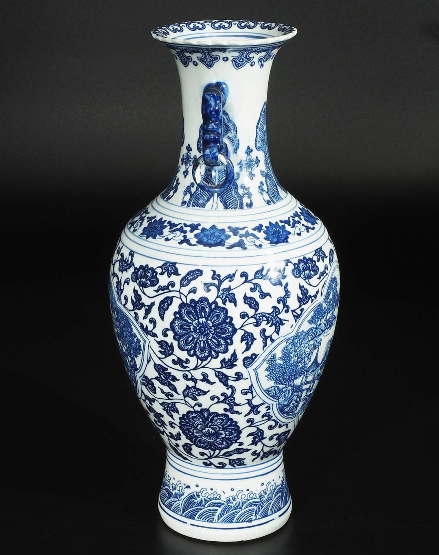 Blau-weiße Vase, China. - Bild 3 aus 6