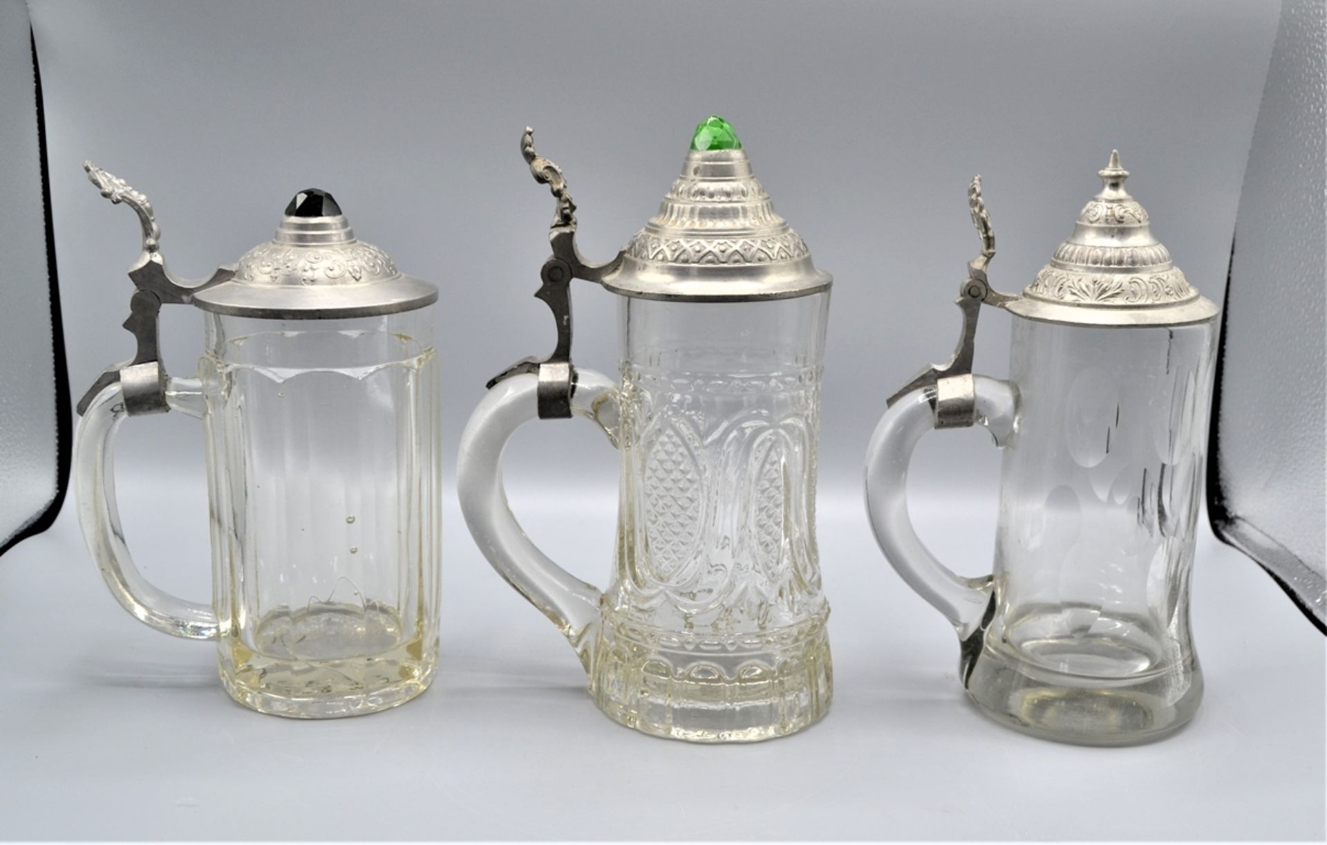 Konvolut 3 antike Glas Bierkrüge mit Zinndeckel - Image 2 of 2