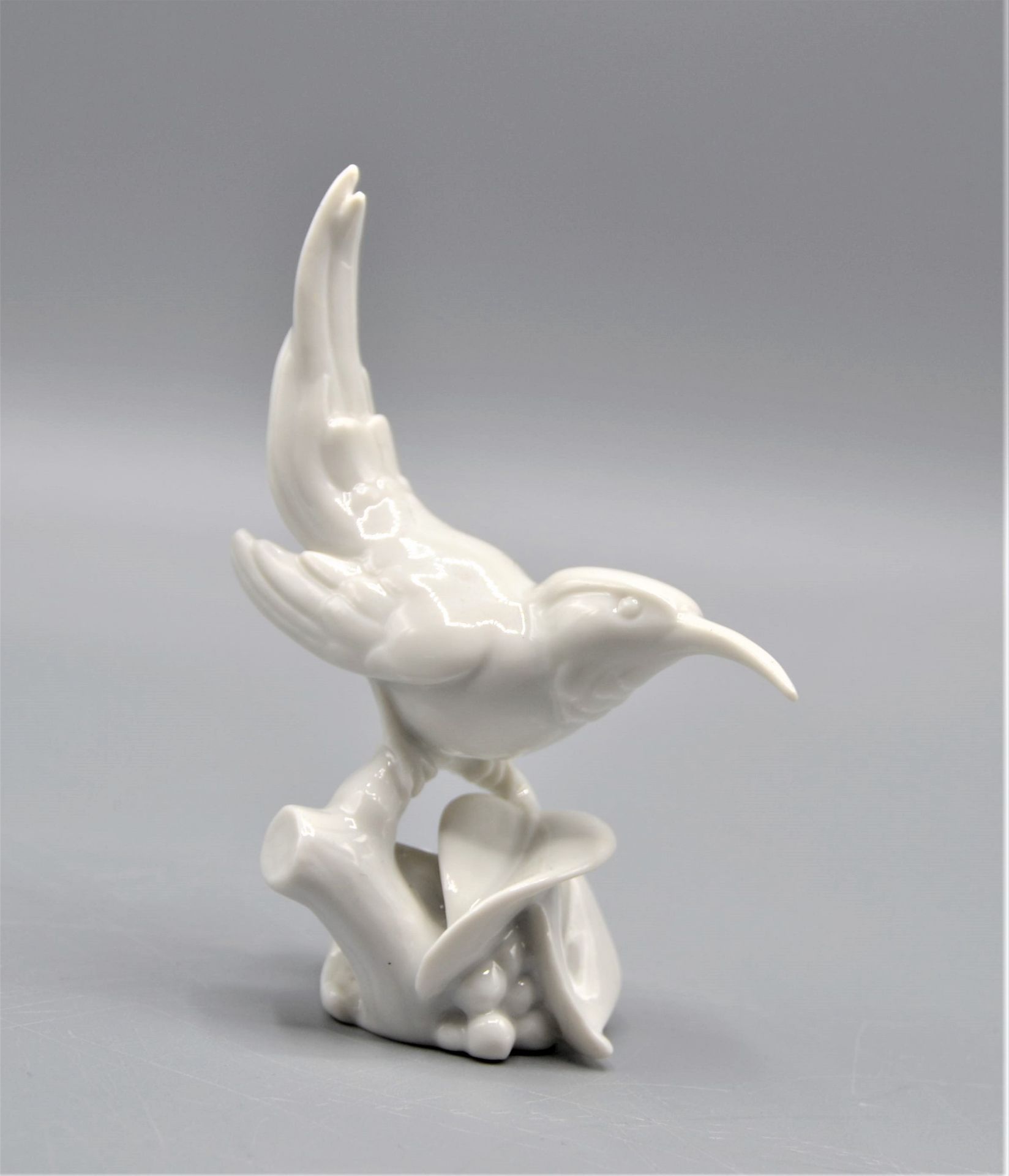 Porzellanfigur Rosenthal Selb Bavaria ,,Kolibri" Entwurf Grete Zschäbitz 1925 Modell Nr. 767, Ausfü