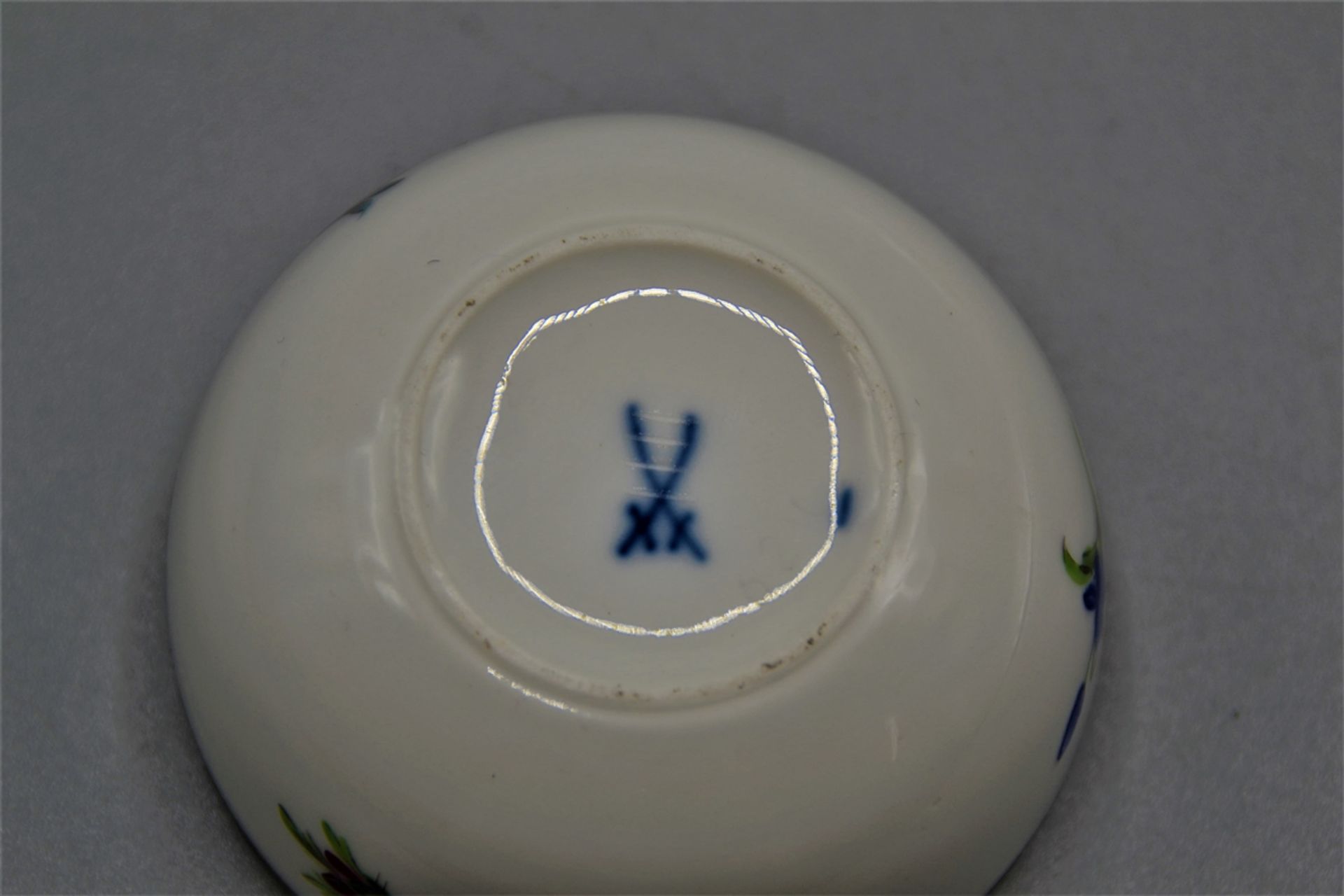 Meissen Porzellan Dose 4.Wahl Ø 7cm - Image 2 of 2