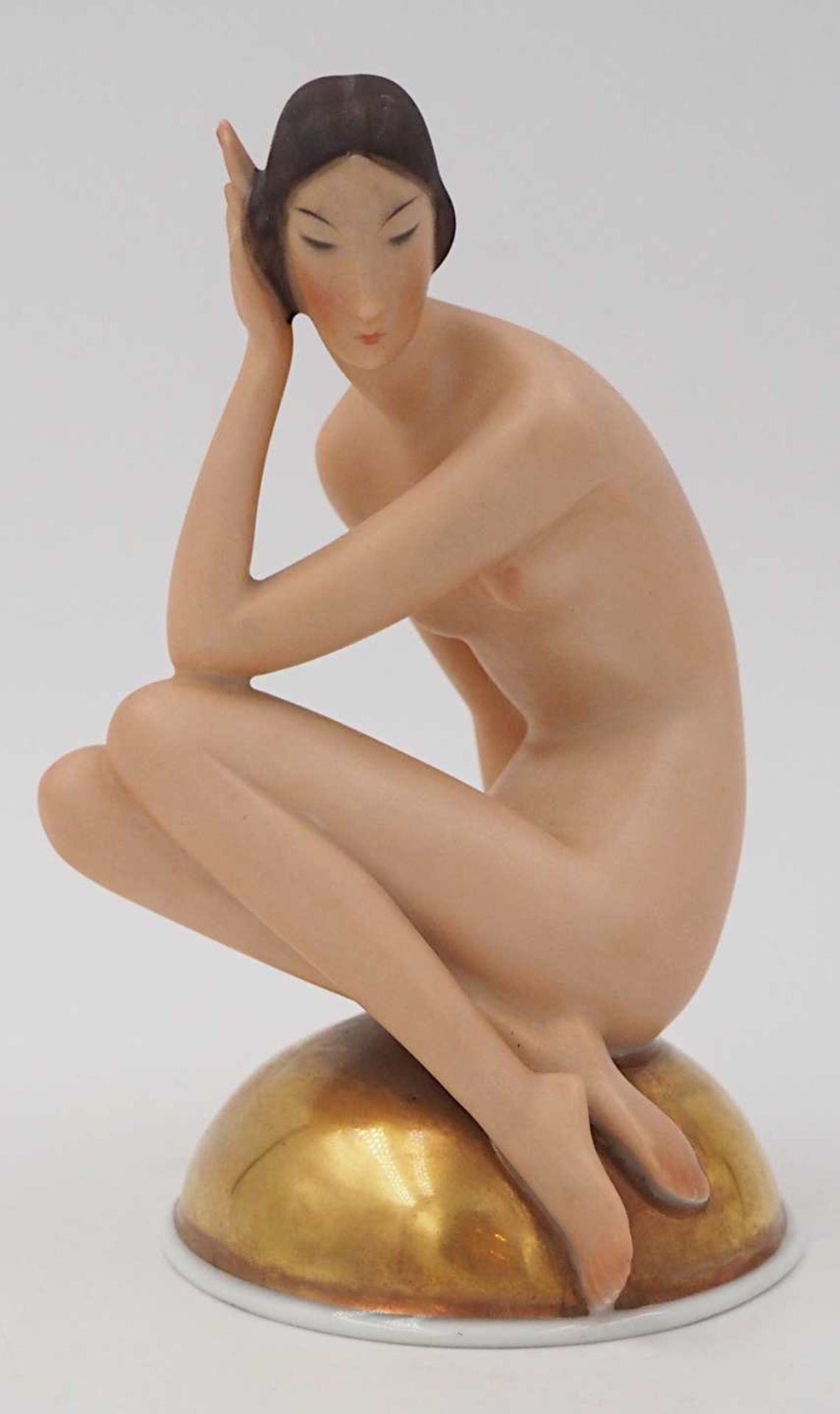 1 Figur Porzellan ROSENTHAL Art déco, "Weiblicher Akt", Entwurf Gerhard SCHLIEPSTEIN(