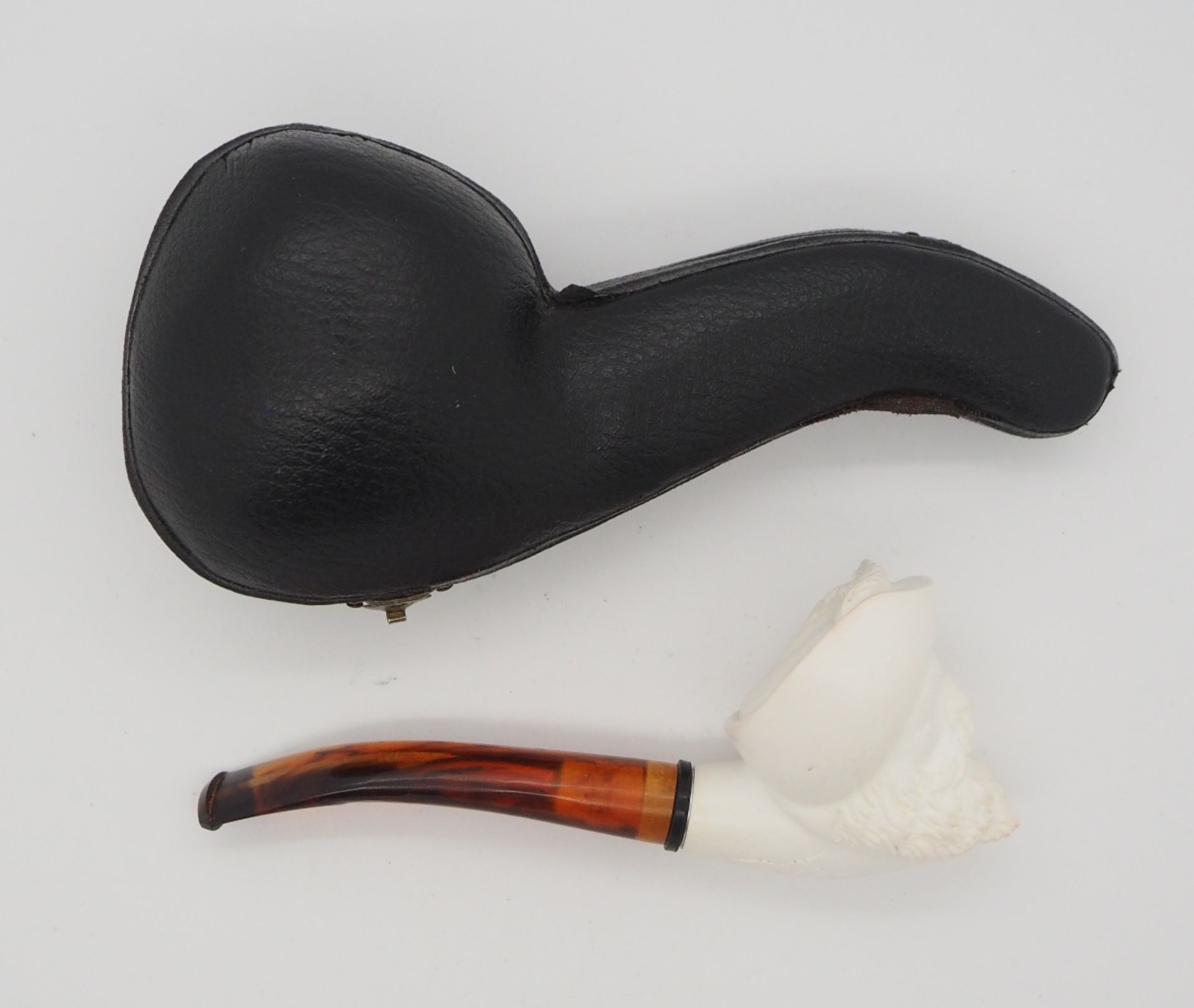 1 Meerschaumpfeife m. Bernstein-Mundstückin Originalschatulle "Männerkopf"