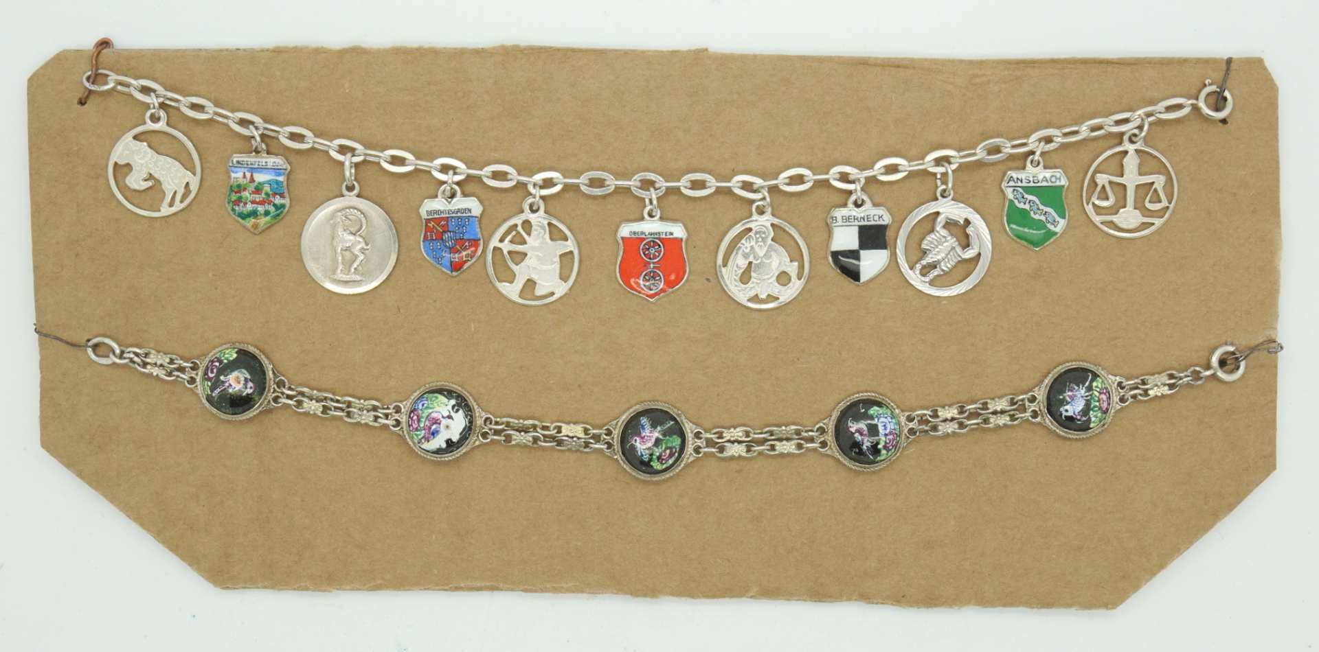 2 Armbänder Silber z.T. Städtewappen