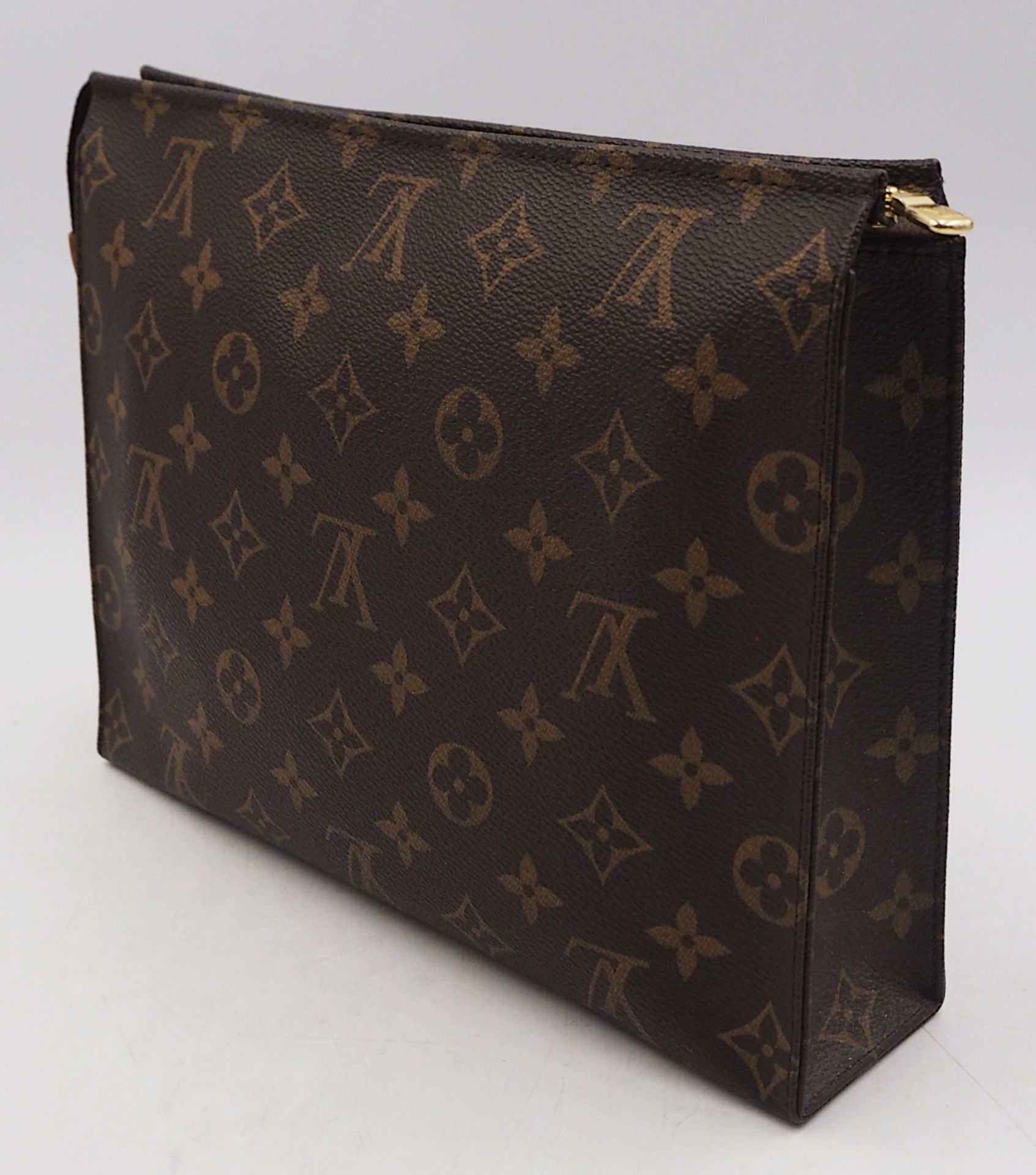 1 Kosmetiktasche LOUIS VUITTON "Monogram" H ca. 20cm, B ca. 25cm, Gsp.