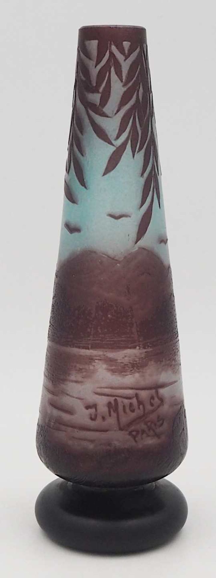 1 Vase Glas, gem. J. MICHEL, Paris, wohl 1920er/30er Jahre farbloses Glas mit mehrschi