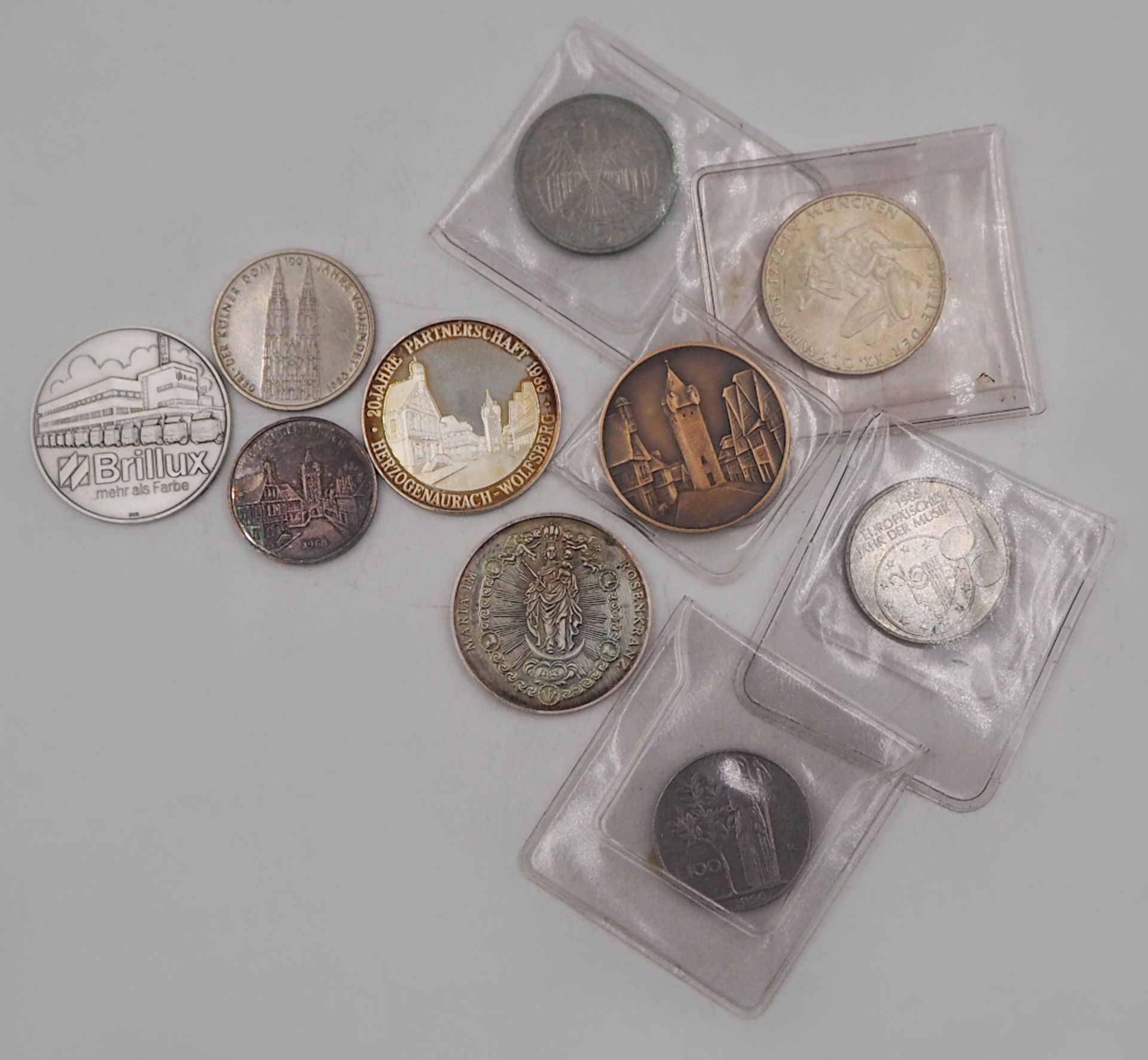 1 Konv. Münzen/Medaillen Silber u.a. BRD 10 DM, Straßenbahngeld, Zahlgeld - Bild 2 aus 3