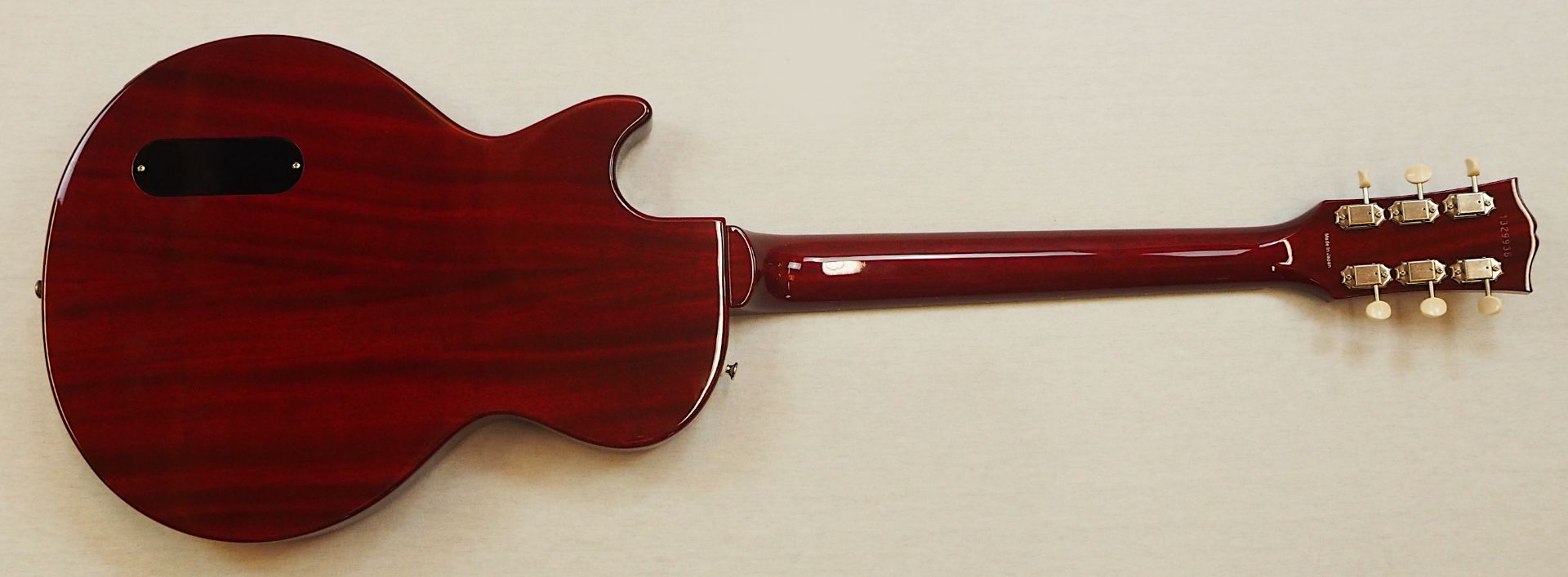 1 E-Gitarre TOKAI "Love Rock", Japan rot/schwarz lackert, L ca. 99cm, min. Zubehör, i - Bild 5 aus 5