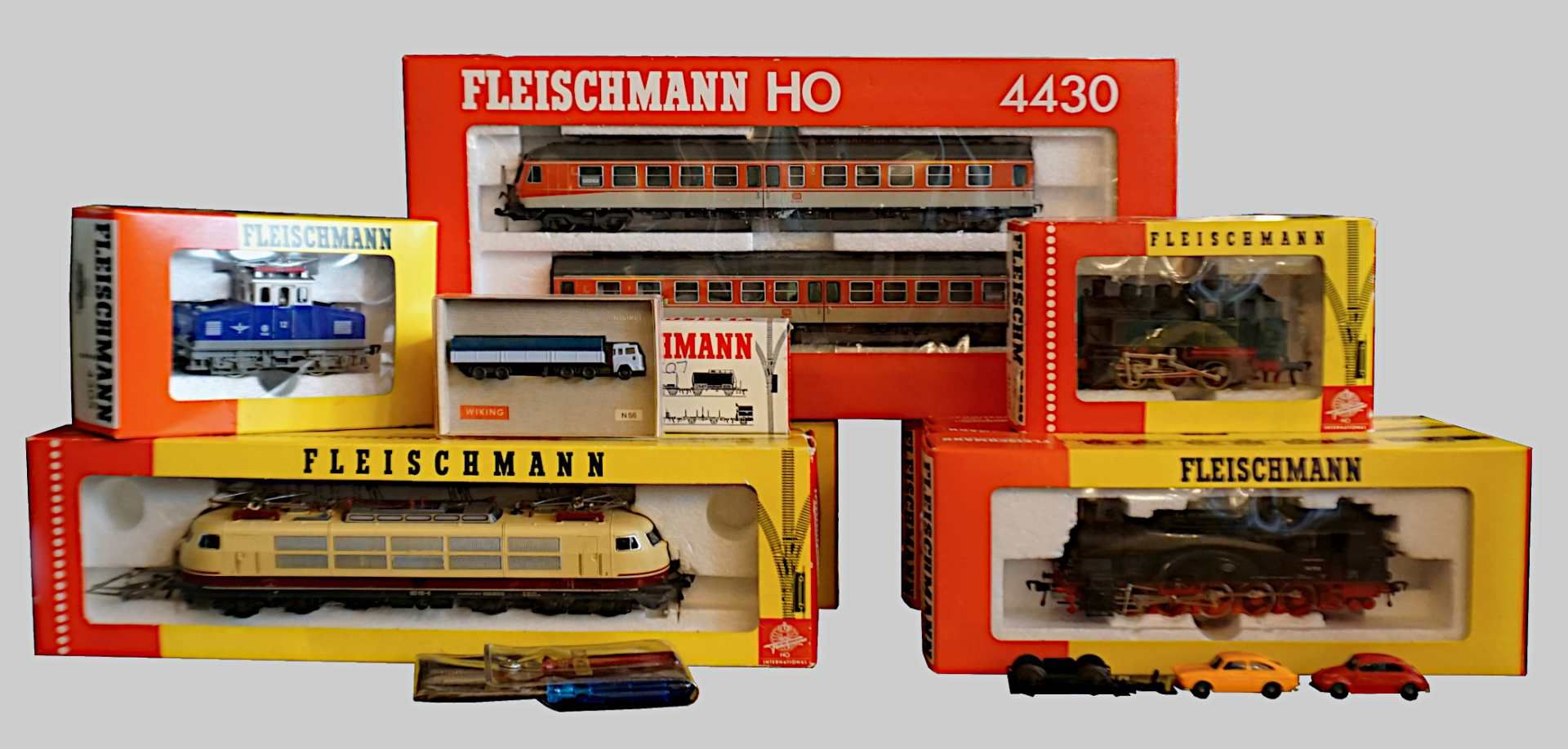 1 Konv. Modelleisenbahn FLEISCHMANN, Spur H0 u.a. ca. 10 Loks/Triebwagen sowie verschi - Bild 2 aus 3