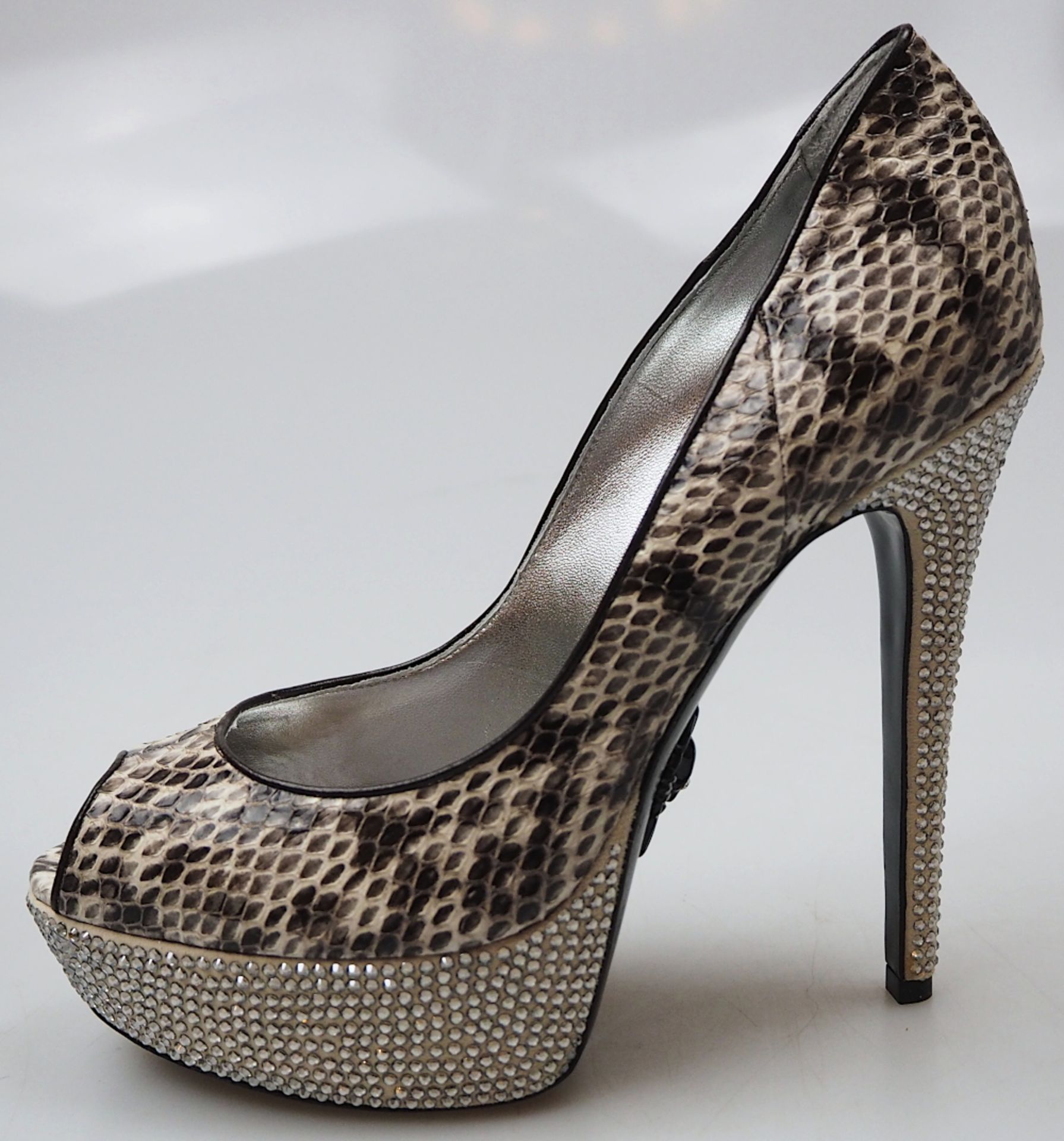 1 Paar High Heels/ Peeptoes PHILIPP PLEIN mit SWAROVSKI-Steinen wohl ungetragen im Originalkart - Bild 2 aus 4