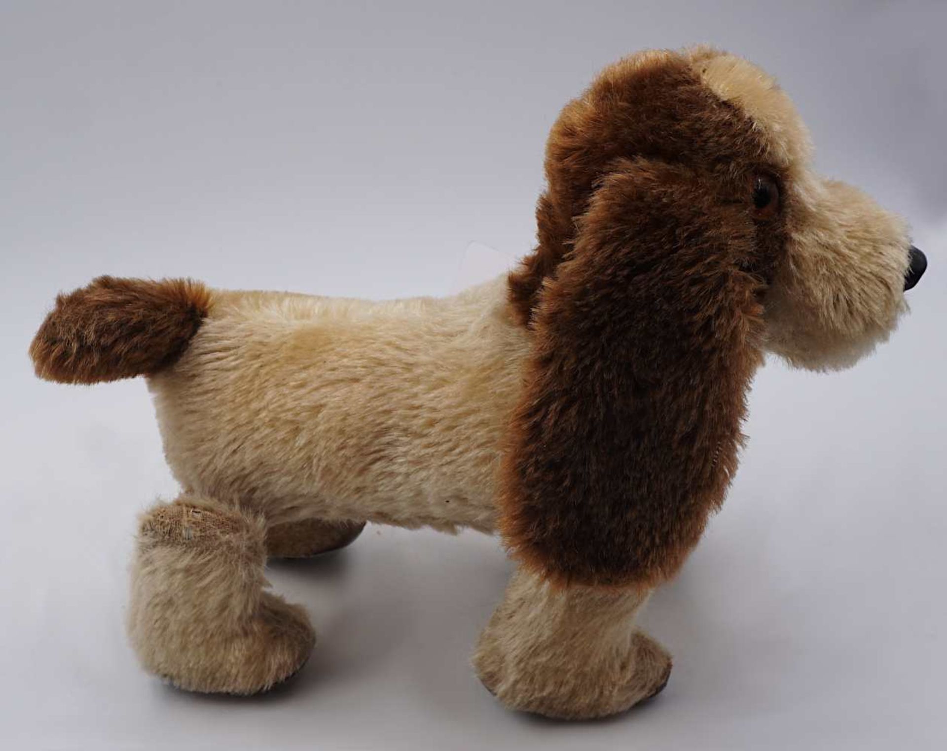 1 Ziehtier "Hund" 20. Jh. mit Glasaugen H ca. 20cm min. besch. (1 Bein schwergängig) - Bild 4 aus 4