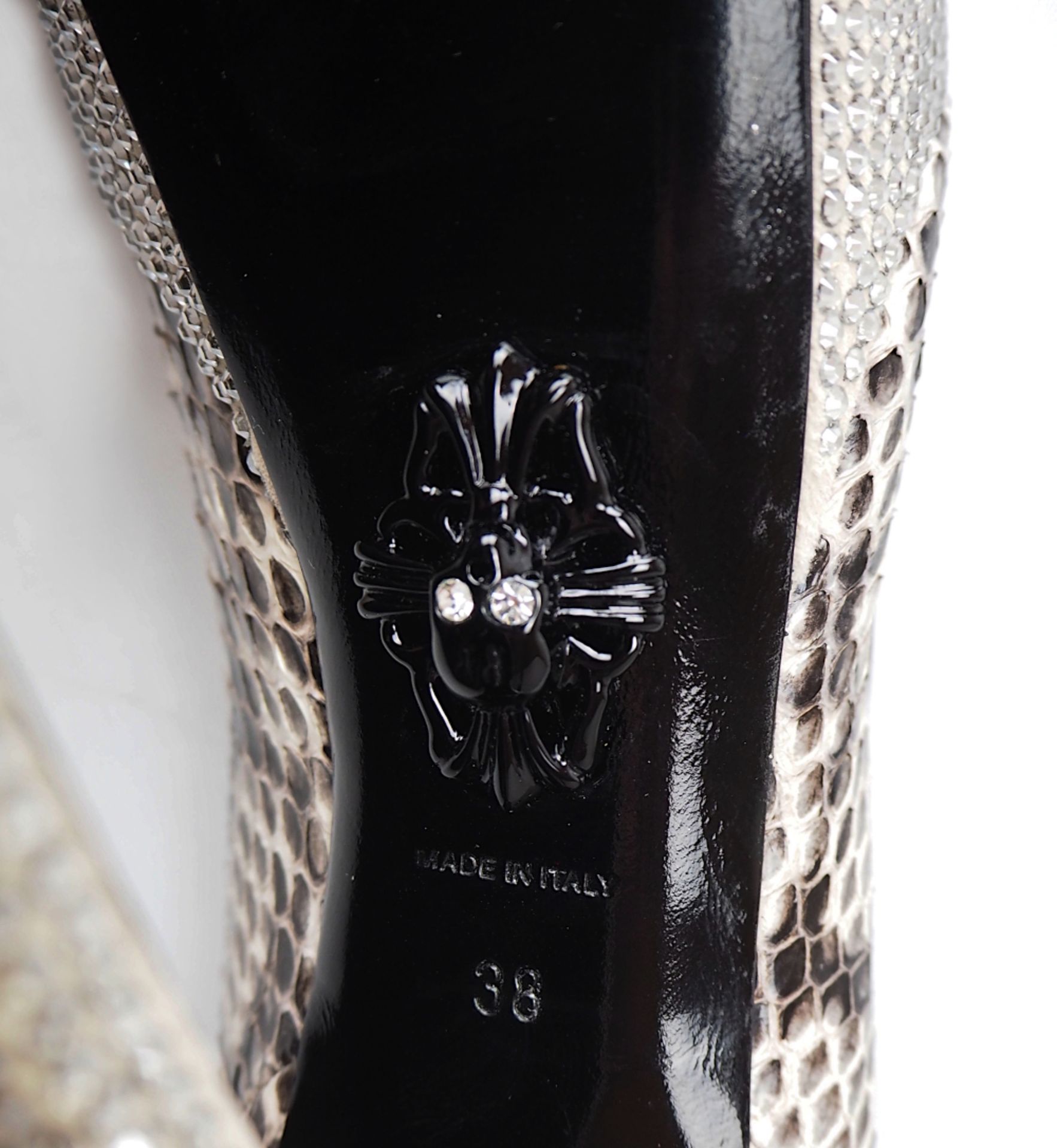 1 Paar High Heels/ Peeptoes PHILIPP PLEIN mit SWAROVSKI-Steinen wohl ungetragen im Originalkart - Bild 3 aus 4