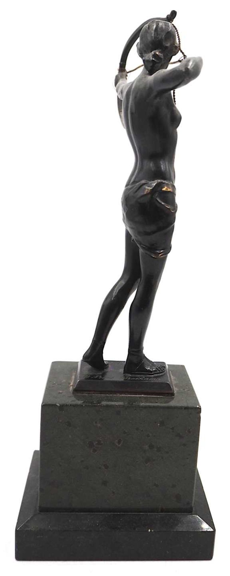 1 Bronzefigur/Siegerpreis "Bogenspannende Artemis" bez. "T.V.M. v. 1860" (wohl Turnver - Image 3 of 6