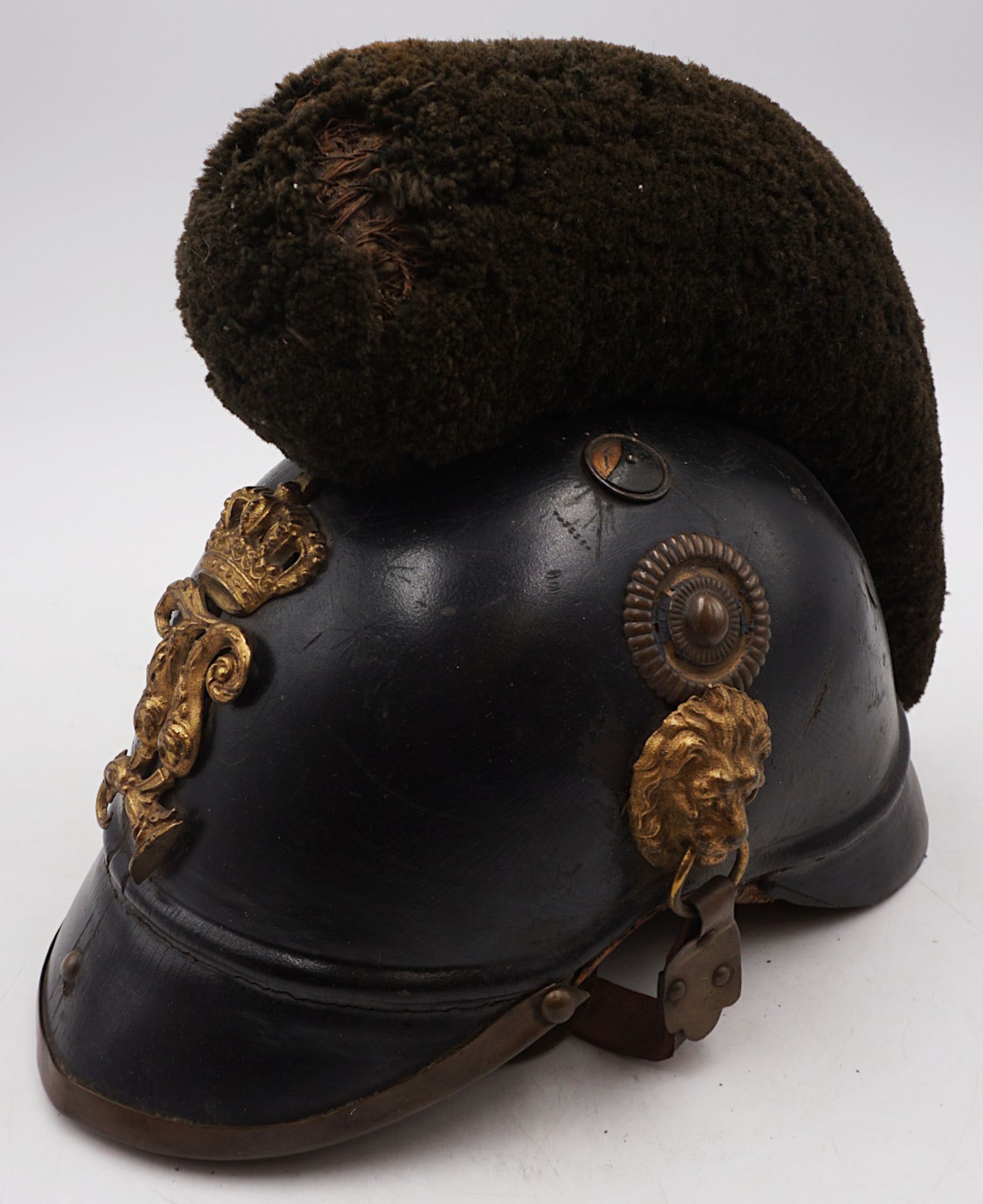 1 Raupenhelm M 1868, Bayern wohl für Mannschaften der Infanterie Schwarz lackierter L