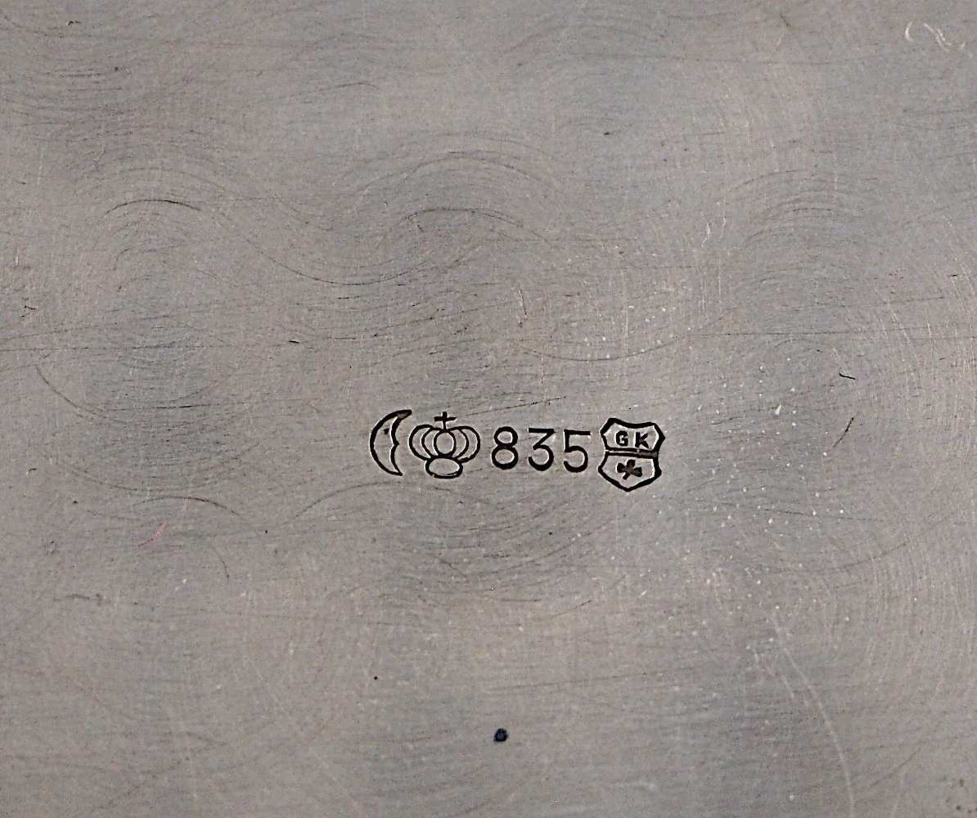 1 kleiner Becher Silber 835 GOTTLIEB KURZ, Schwäbisch Gmünd H ca. 5,5cm 1 Dose gemar - Bild 5 aus 5