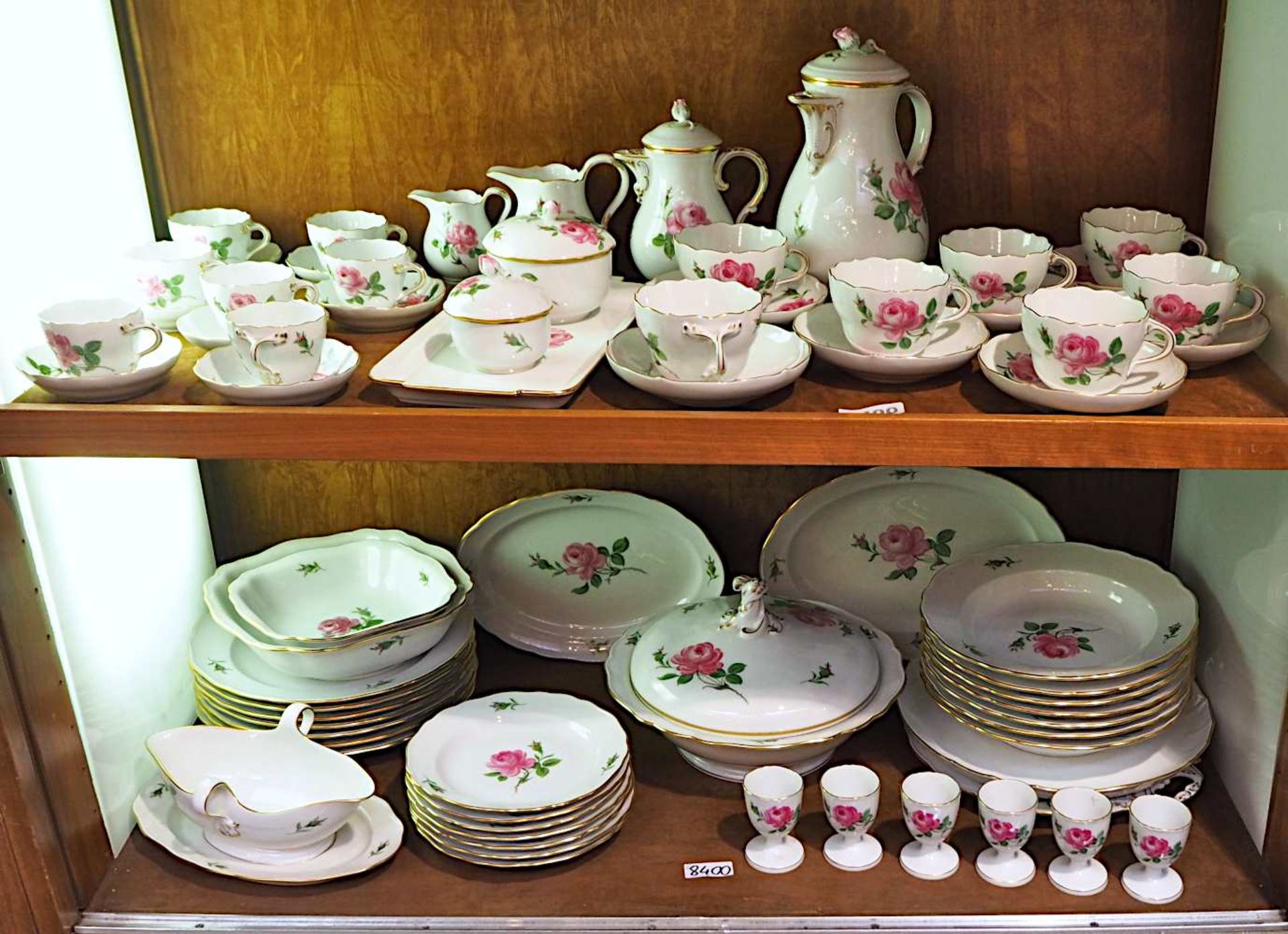 1 Kaffee- und Speiseservice Porzellan MEISSEN "Rosa Rose" 3. Wahl, für ca. 6 Personen, z.T. gol - Image 3 of 3