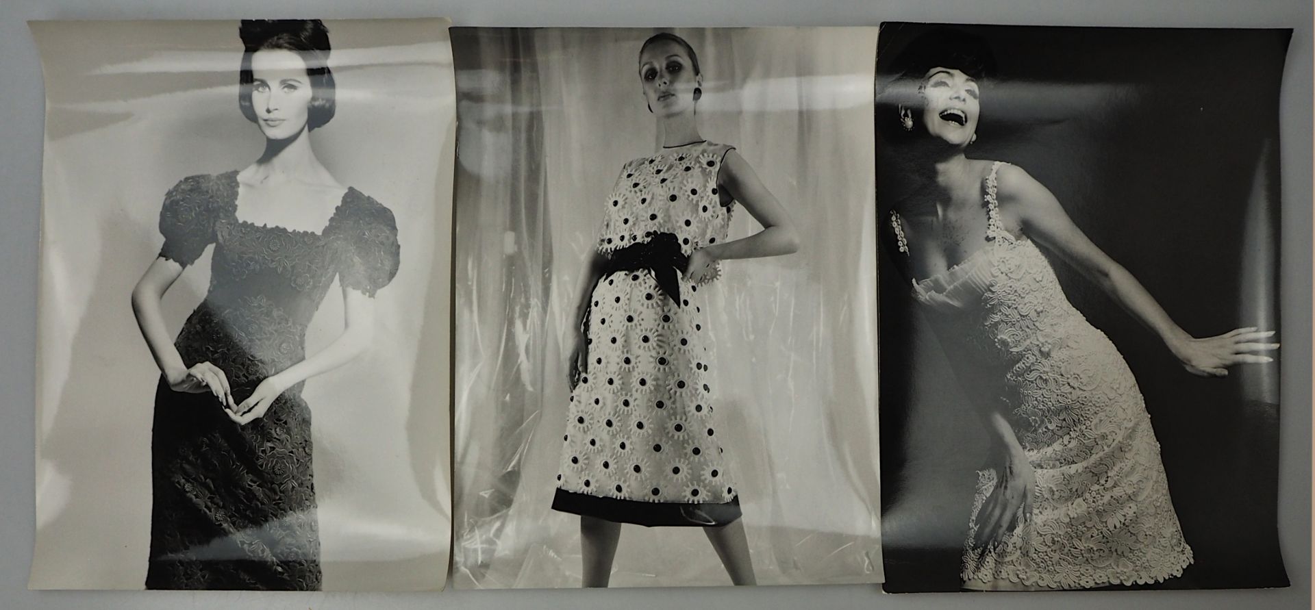 1 Serie Modefotographien der Designerin Toni SCHIESSER (wohl 1906-1994) - Bild 2 aus 4