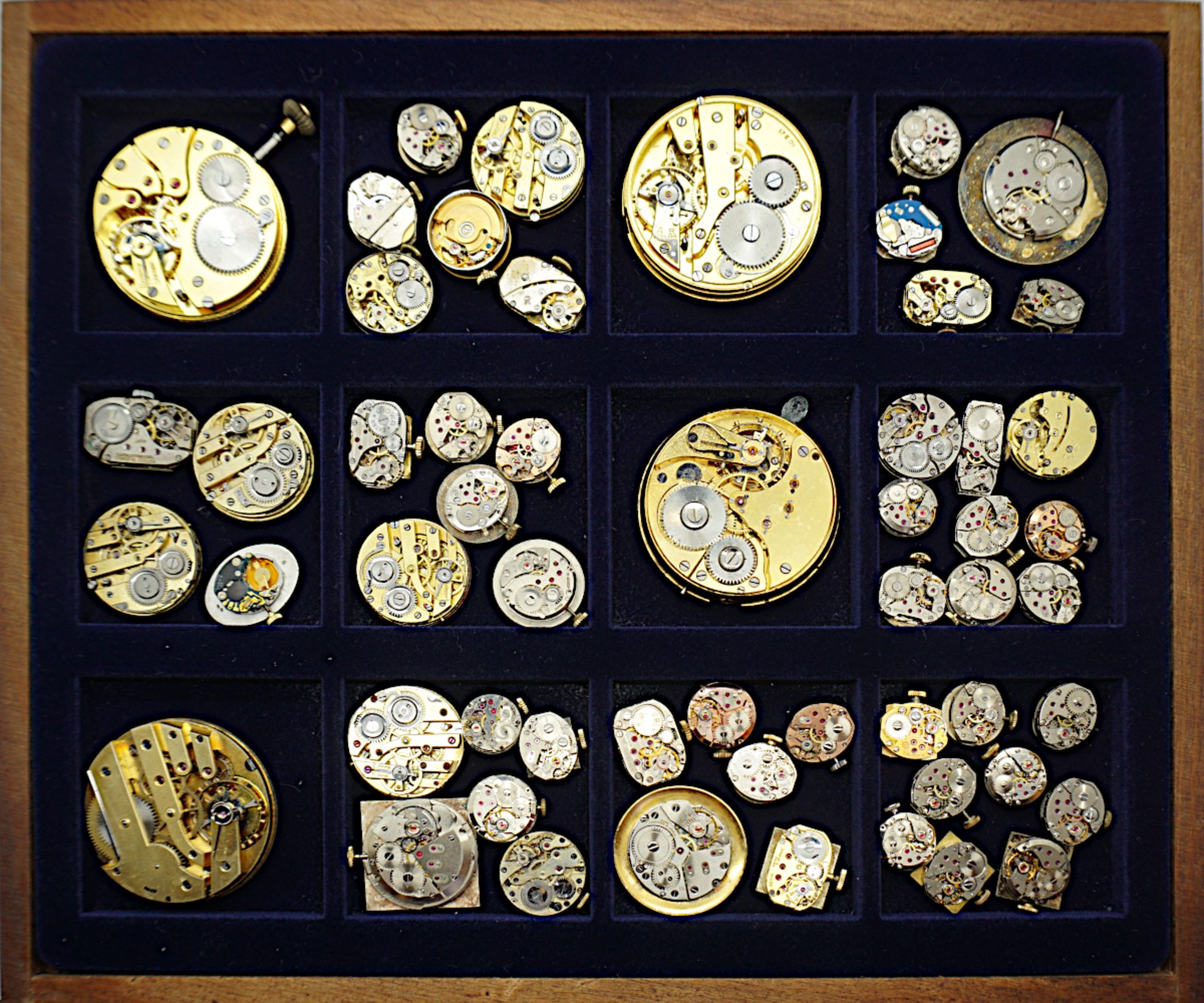 1 Konv. Uhrwerke von Taschen-/Armbanduhren - Bild 6 aus 8