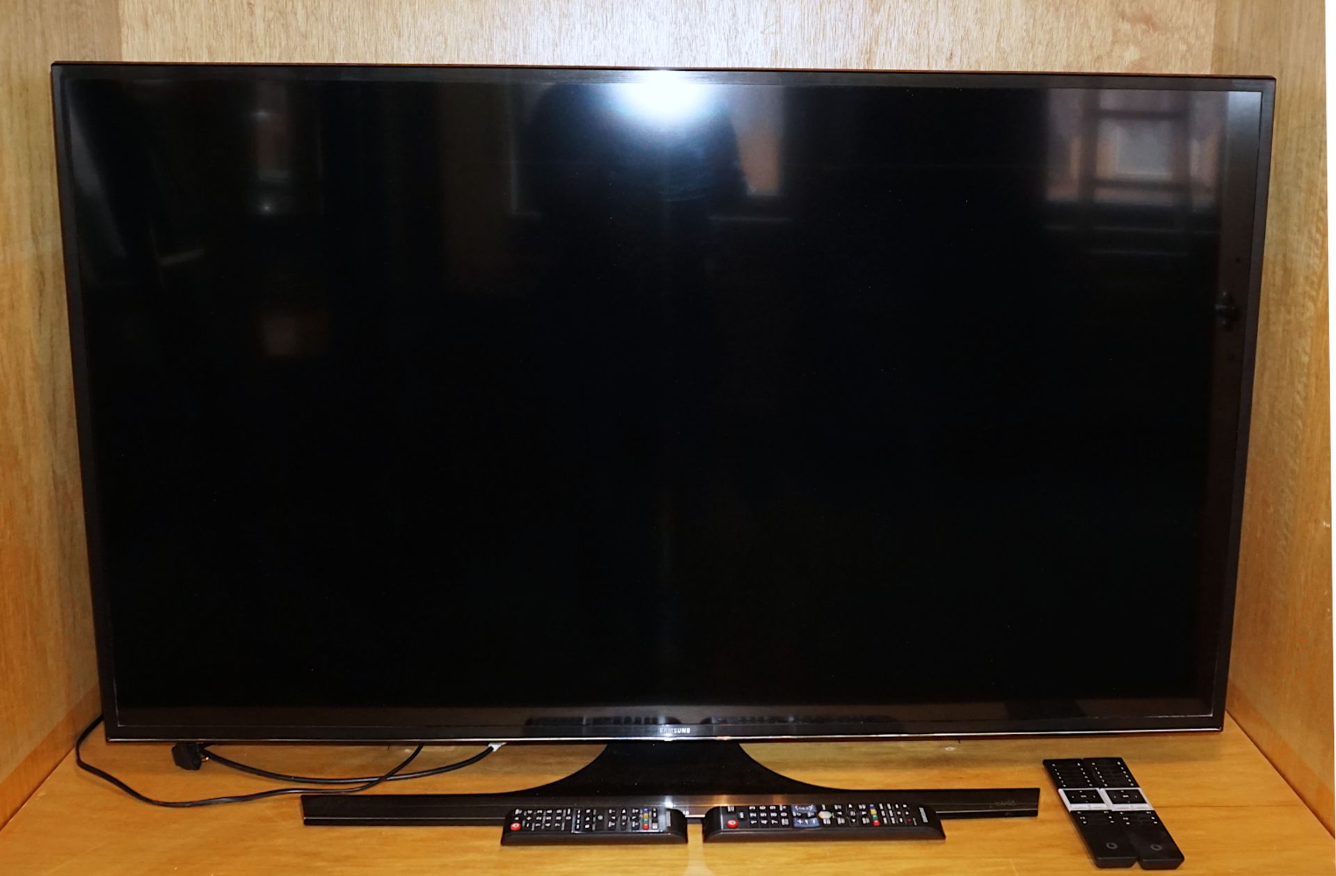 1 Farbfernseher SAMSUNG "UE50JU6450U" schwarz