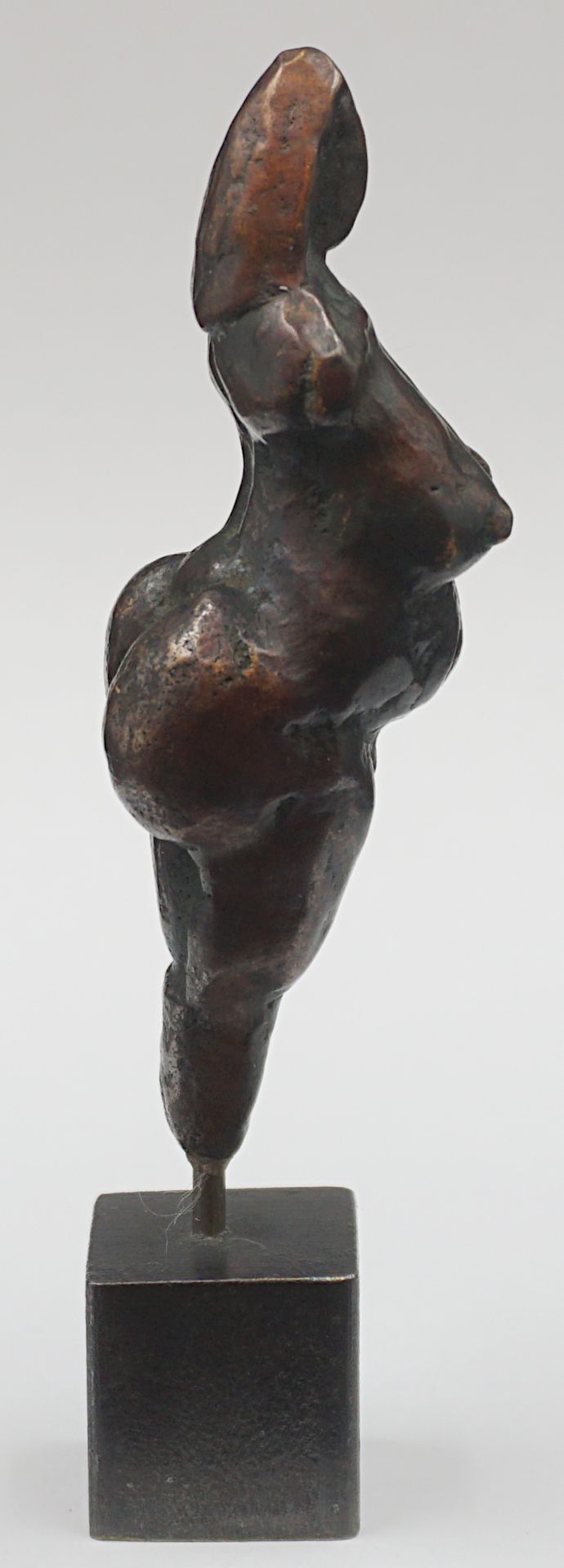 1 Bronzefigur "Venus" rückseitig monogrammiert E.A. (wohl Ekkehard ARENS *1957) - Bild 2 aus 5