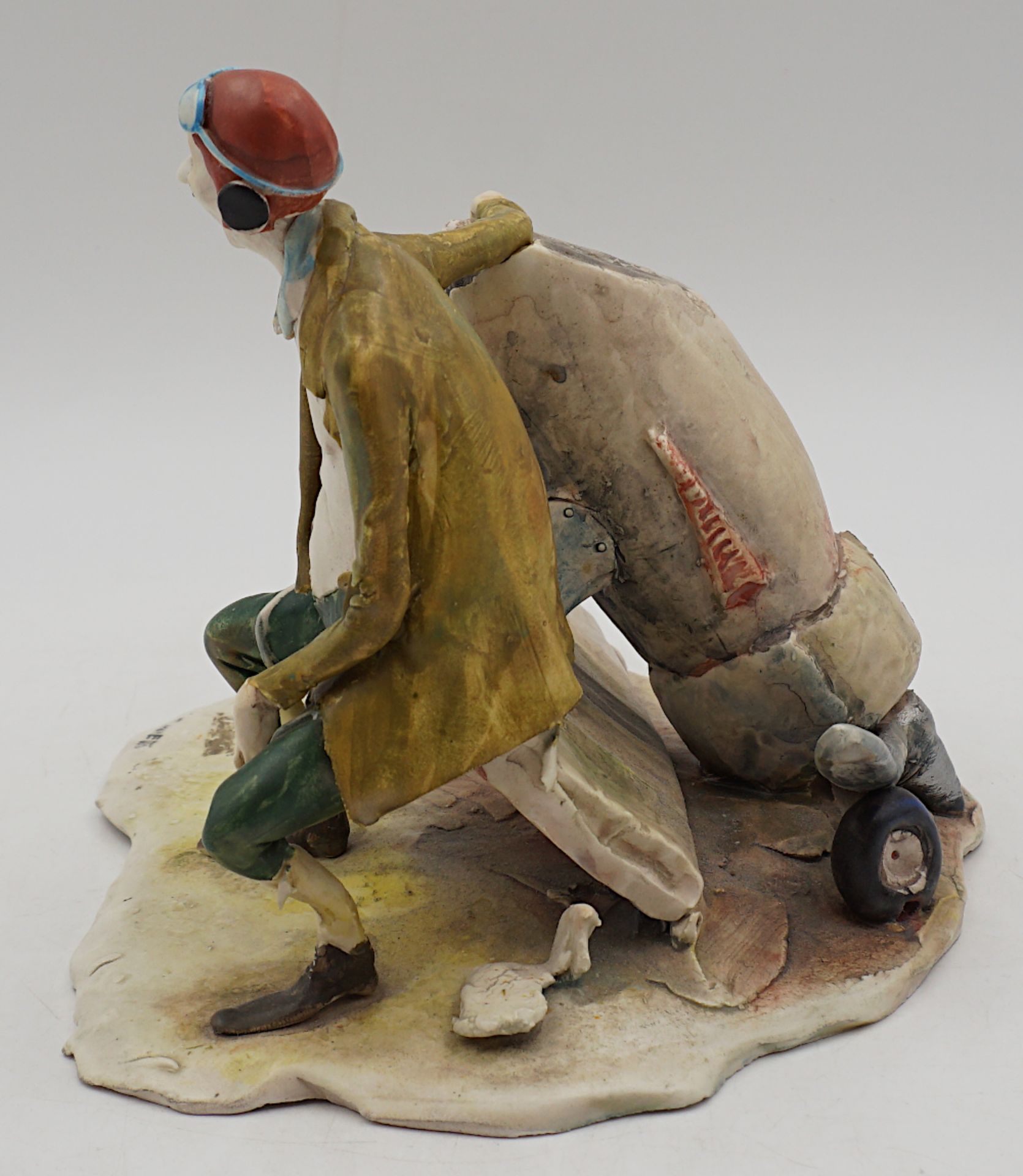 1 Figur "Der Bruchpilot", Ton/Keramik, LO SCRICCIOLO Italy , Entwurf T. MORETTO, - Bild 2 aus 9