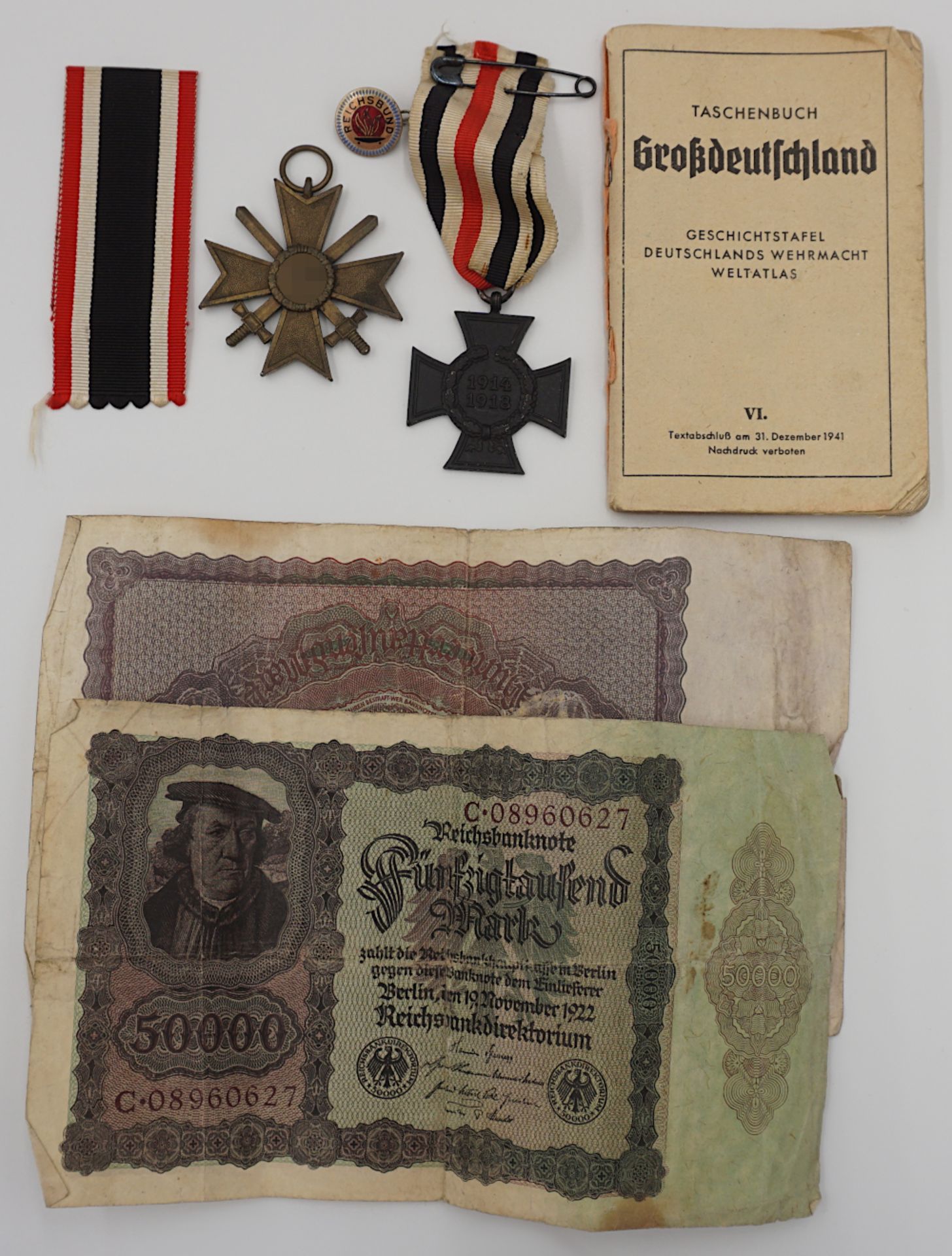 2 Orden z.T. II.WK "Kriegsverdienstkreuz 1939", "Ehrenkreuz des Weltkrieges"