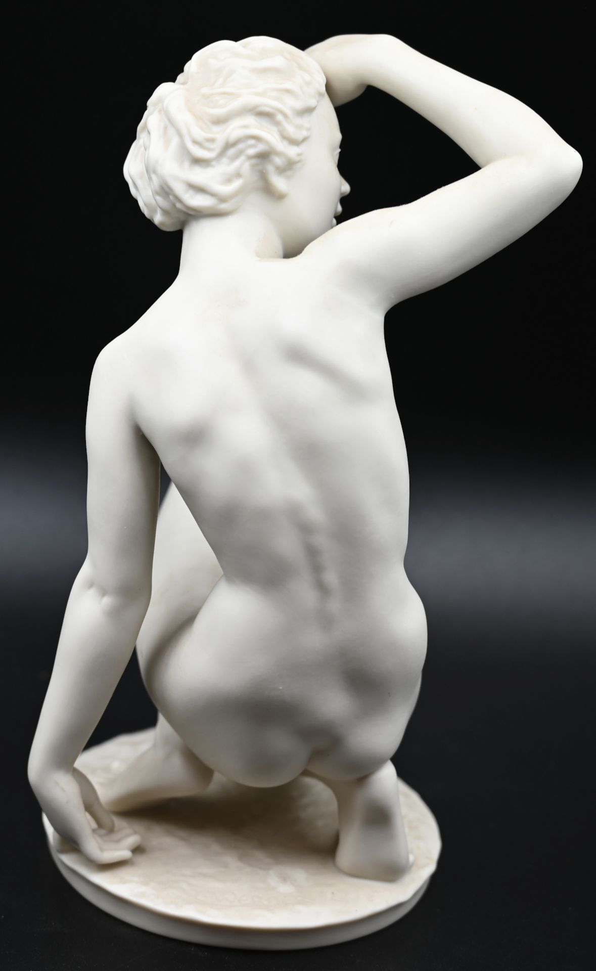 1 Figur Bisquitporzellan HUTSCHENREUTHER "Die Schauende", Entwurf Carl WERNER - Bild 4 aus 6