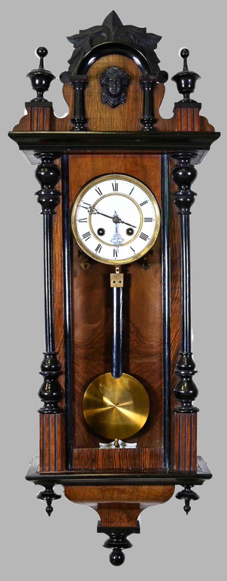 Historismus-Wanduhr, Nussbaumholz