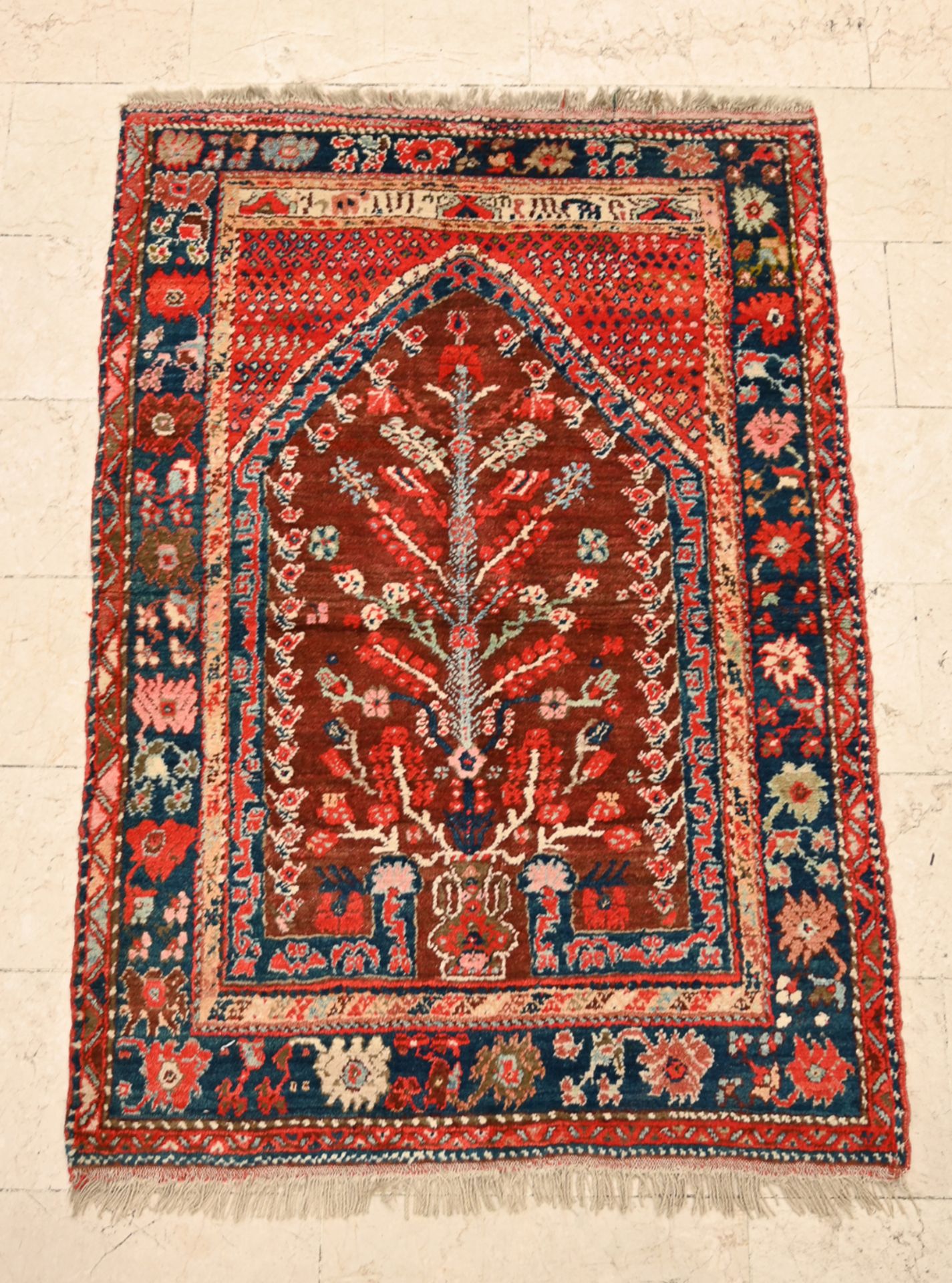 Shiraz, 141 x 101 cm
