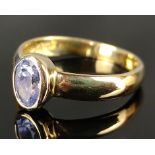 Bandring mit ovalem Schmuckstein, 585/14K Goldgelb, 3,2g, Größe 56Band ring with oval gemstone,