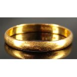 Ehering, 900/21,6K Gelbgold, 2,5g, Größe 62Wedding ring, 900/21.6K yellow gold, 2.5g, size 62