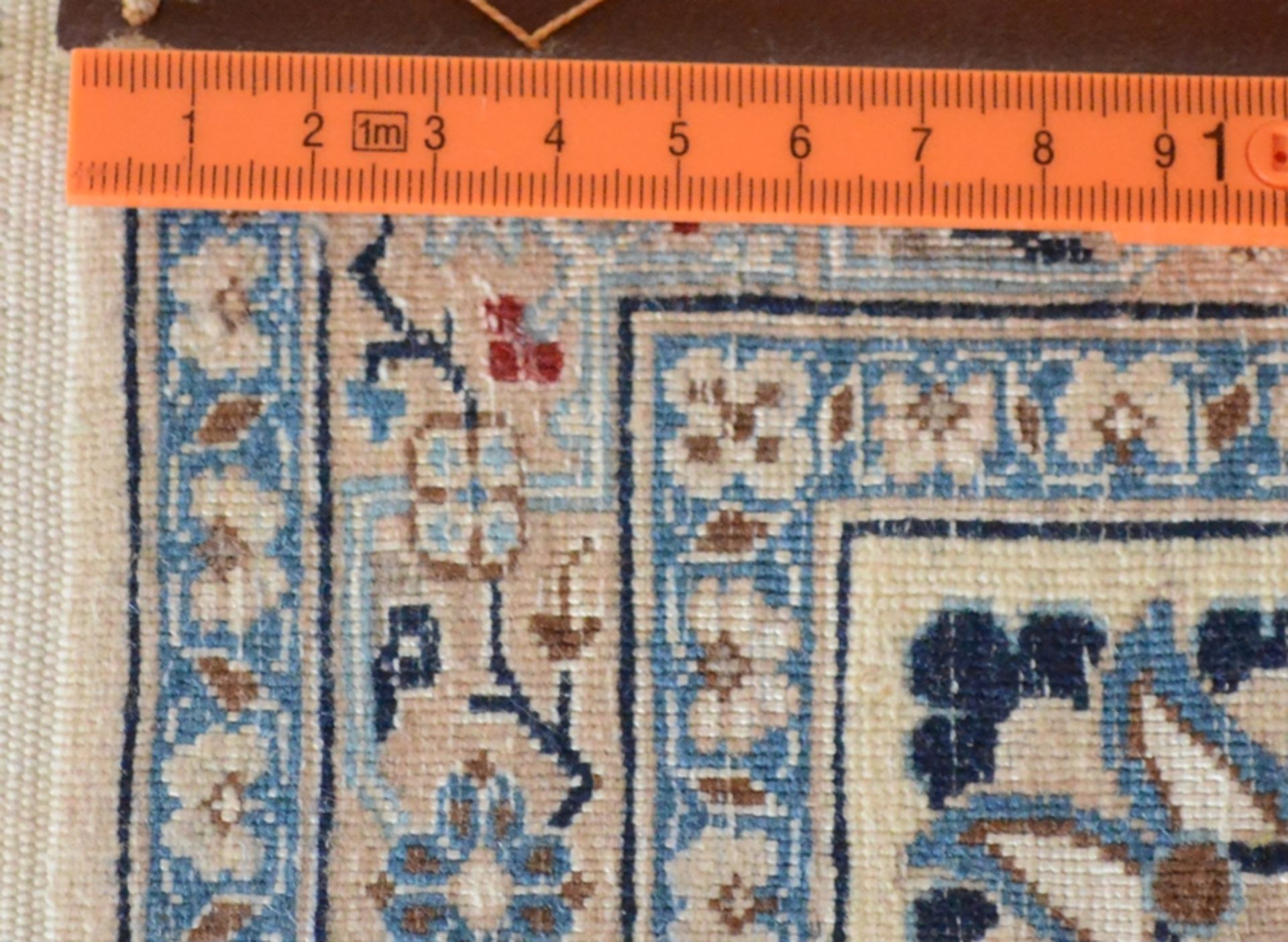 Nain, Persien, um 1970, Signatur, ca. 1/2 Millionen Knoten, 265x177cmNain, Persia, c. - Bild 4 aus 4