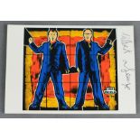 Kunst-Postkarte mit eigenhändigen Unterschriften, zeigt ein Kunstwerk von Gilbert & George (1988),