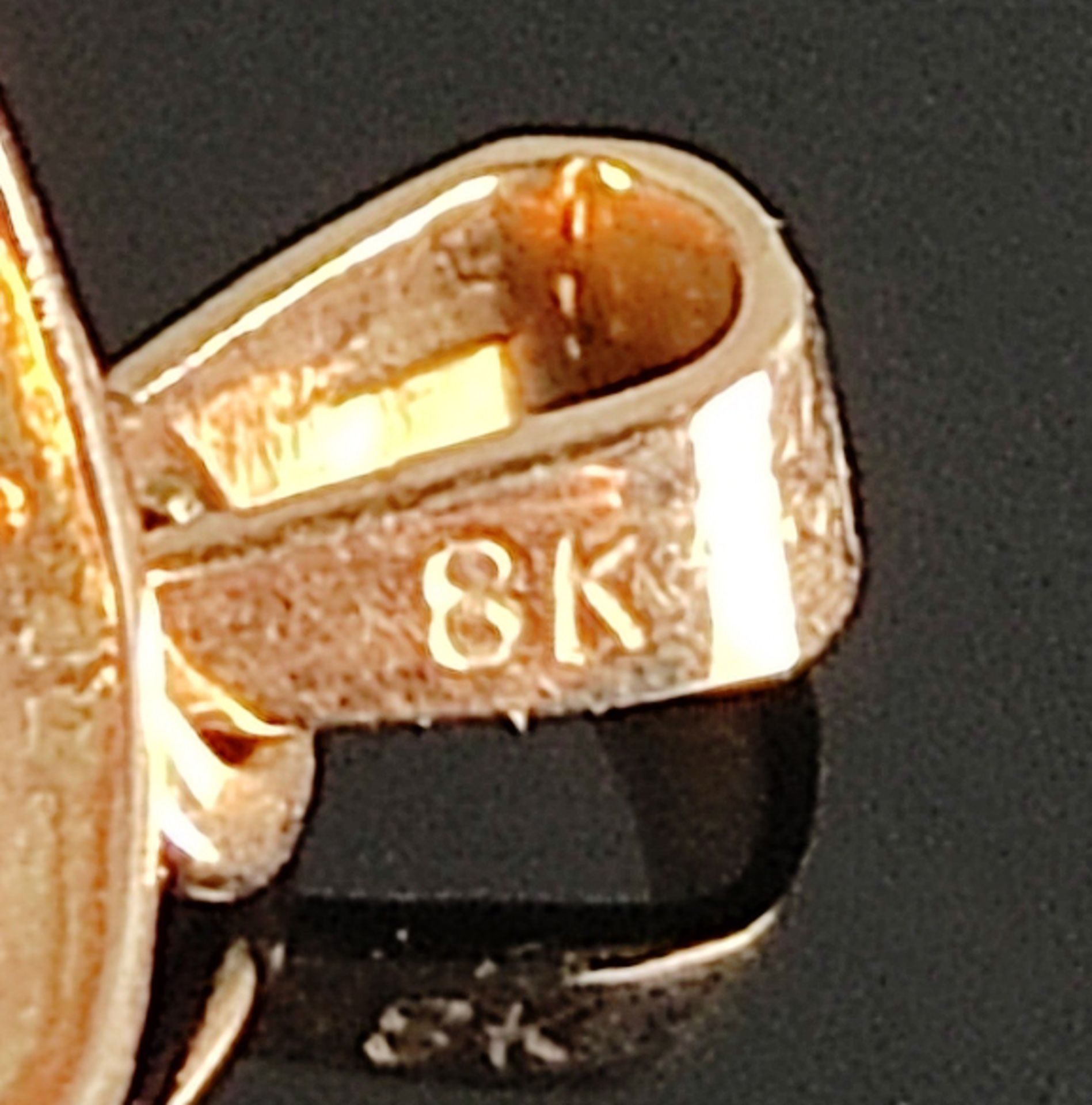 2-teiliges Schmuck-Lot, bestehend aus Ring (ein Stein fehlt) und Anhänger, turmförmig, 333/8K - Image 8 of 9