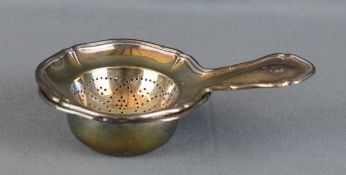 Teesieb, Halbmond, Krone und Reichsadler, Silber 925, 84g, 3x13x8cmTea strainer, crescent moon,