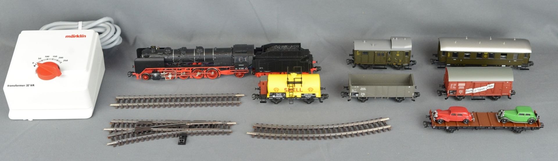 Märklin Artikel Delta 2995 Jubiläumspackung "60 Jahre H0", bestehend aus einer Güterzuglokomotive