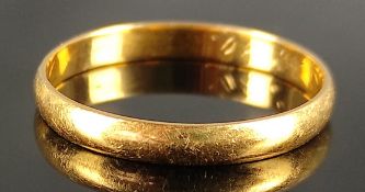 Ehering, 900/21,6K Gelbgold, 2,7g, Größe 63Wedding ring, 900/21.6K yellow gold, 2.7g, size 63