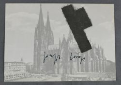 Kunst-Postkarte mit eigenhändiger Unterschrift, zeigt das Kunstwerk `Köln - Offset` von Joseph