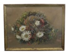Semle, Elise (19. Jahrhundert) "Blumenkranz" mit Silberdistel, Erdbeerblättern und Moos, feine