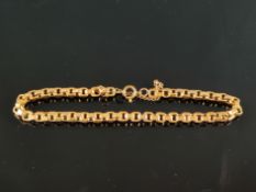 Bracelet, with spring ring clasp, 750/18K yellow gold (tested) 11,1g, length 22cm, at one point fou