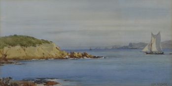 Fahey, Edward Henry (1844 - 1907) "Die Hyerischen Inseln", Blick auf Insel und Meer mit Segelbooten