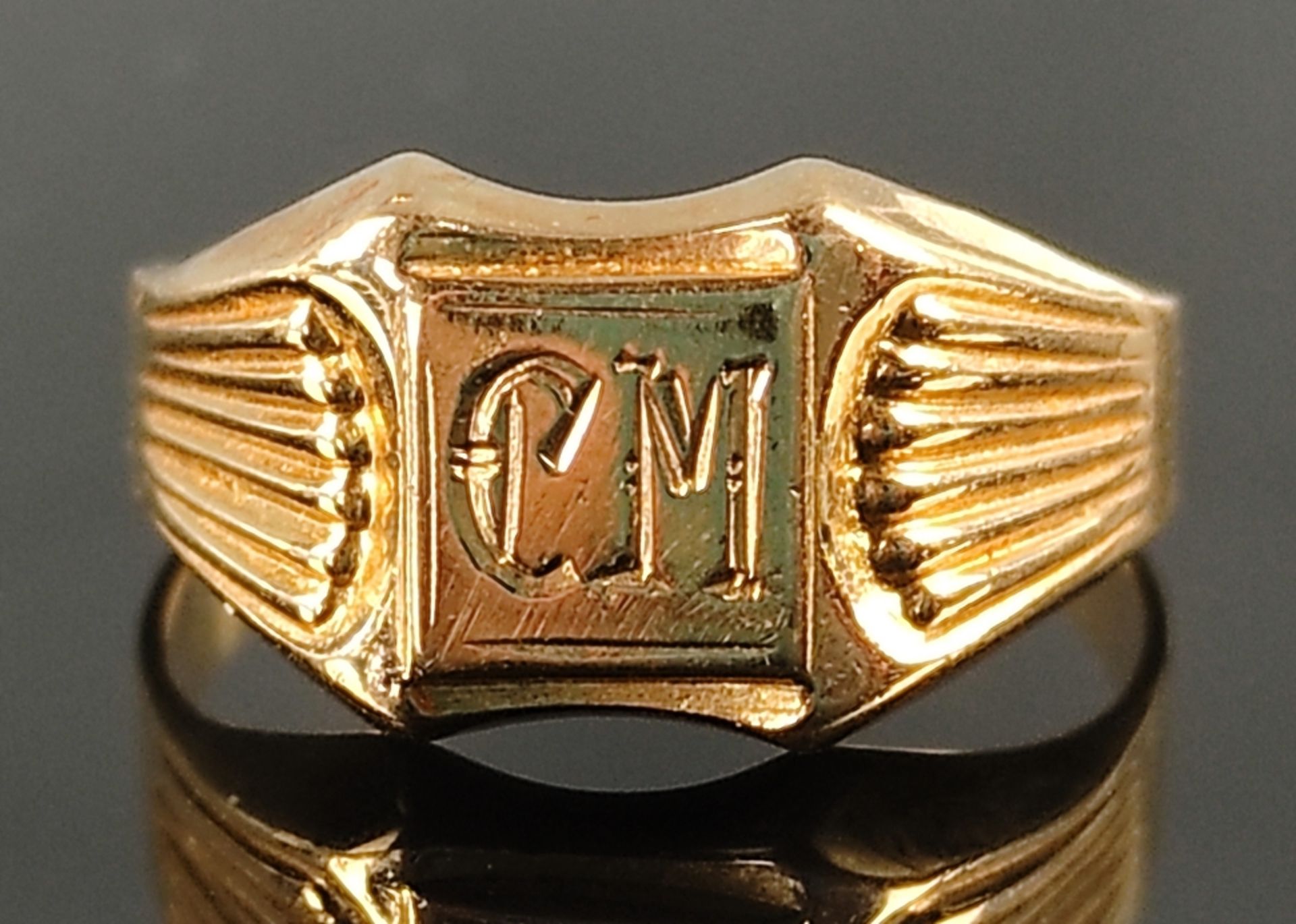 Monogramm-Ring, "CM", 375/9K Gelbgold, 2,6g, Größe 55 - Bild 2 aus 5