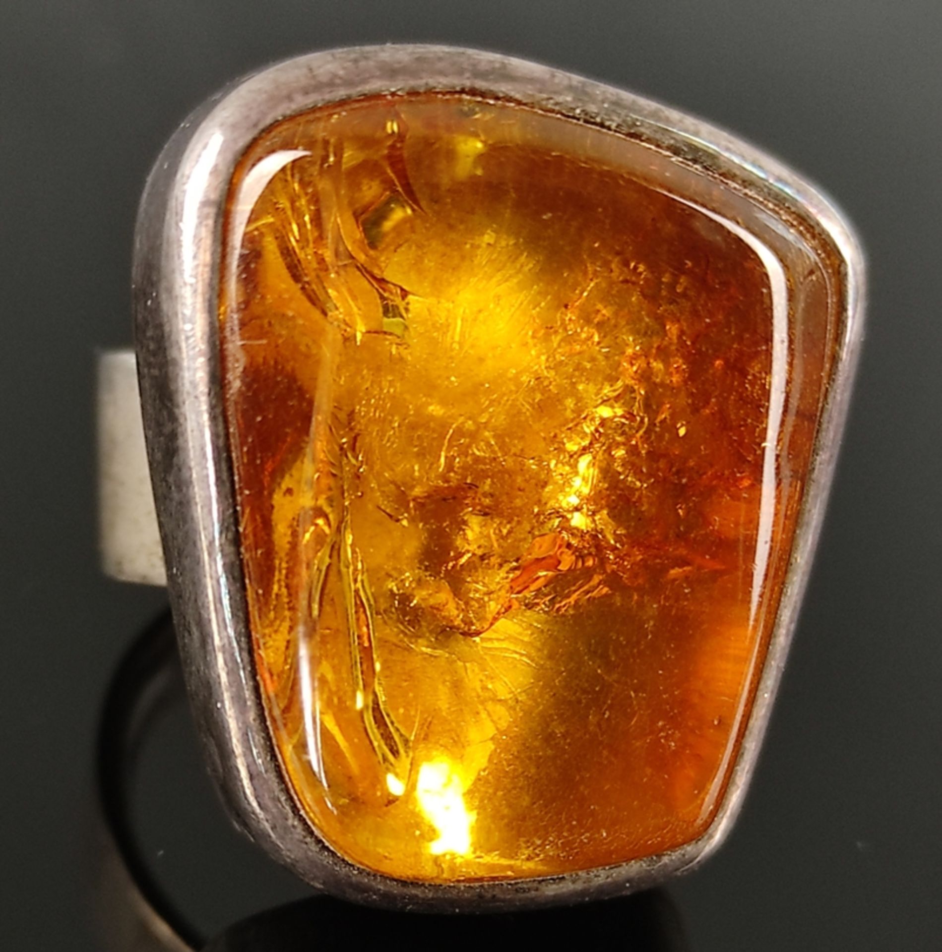 Large amber ring, silver 925, size amber approx. 2,7x2,2cm, 26,8g, size 55 - Image 3 of 6