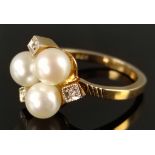 Ring mit drei Perlen und drei kleinen Brillanten, Gelbgold 585/14K, 3,7g, Größe 51,5