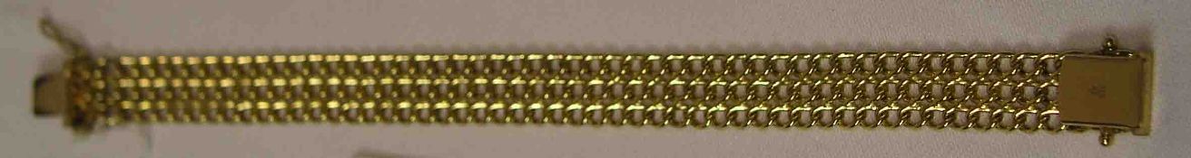 Armband. 8 Kt. Gold. 18,5 Gramm, Länge: 18,3cm.