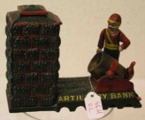 "Artillery Bank". Automat. Gusseisen, lackiert, Höhe: 15cm.