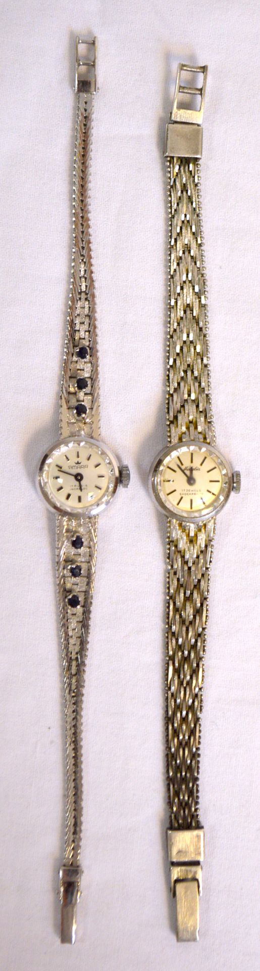 Zwei Damenarmbanduhren