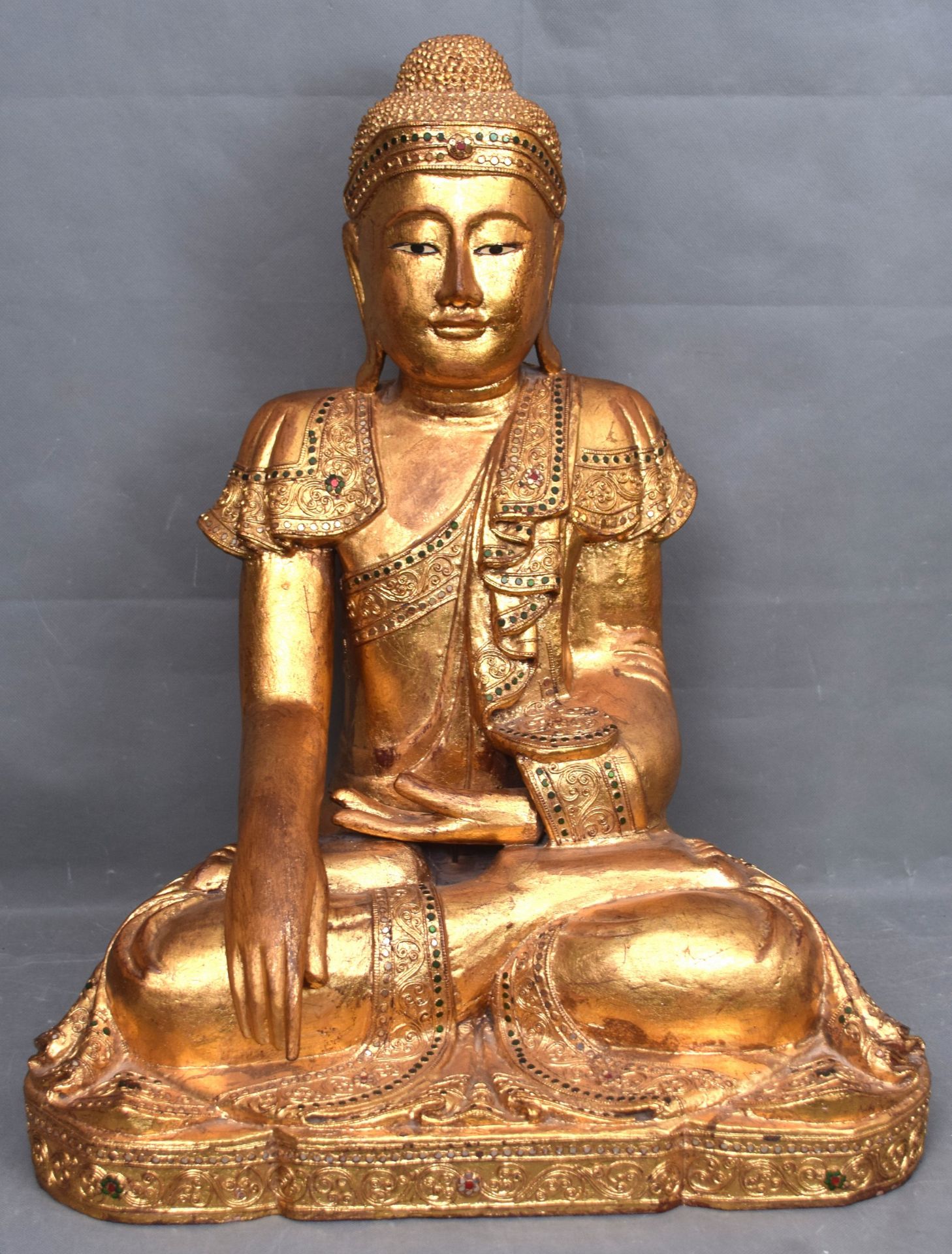 Sitzender Buddha